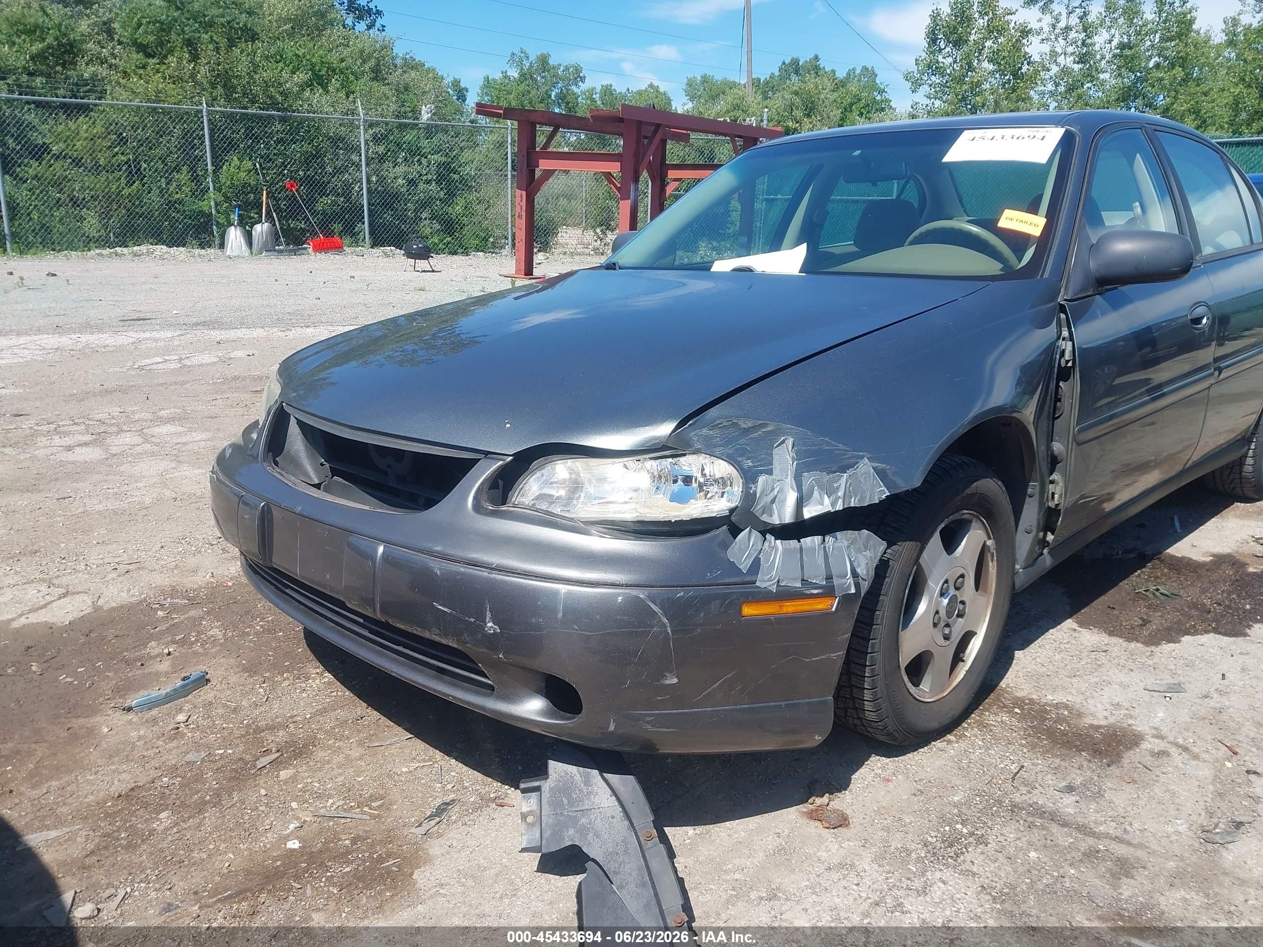 2003 Chevrolet Malibu   Gray vin: 1G1ND52J33M569413