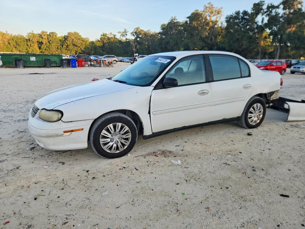 2003 Chevrolet Malibu White vin: 1G1ND52J33M639847