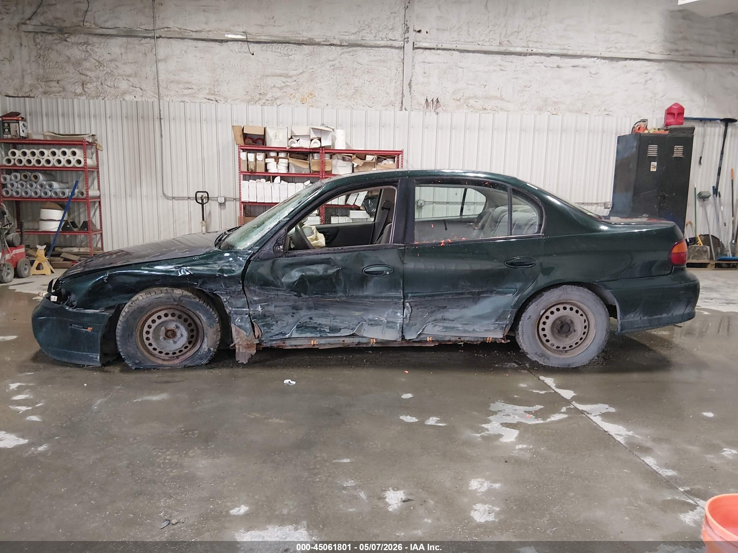 2002 Chevrolet Malibu   Green vin: 1G1ND52J52M694430