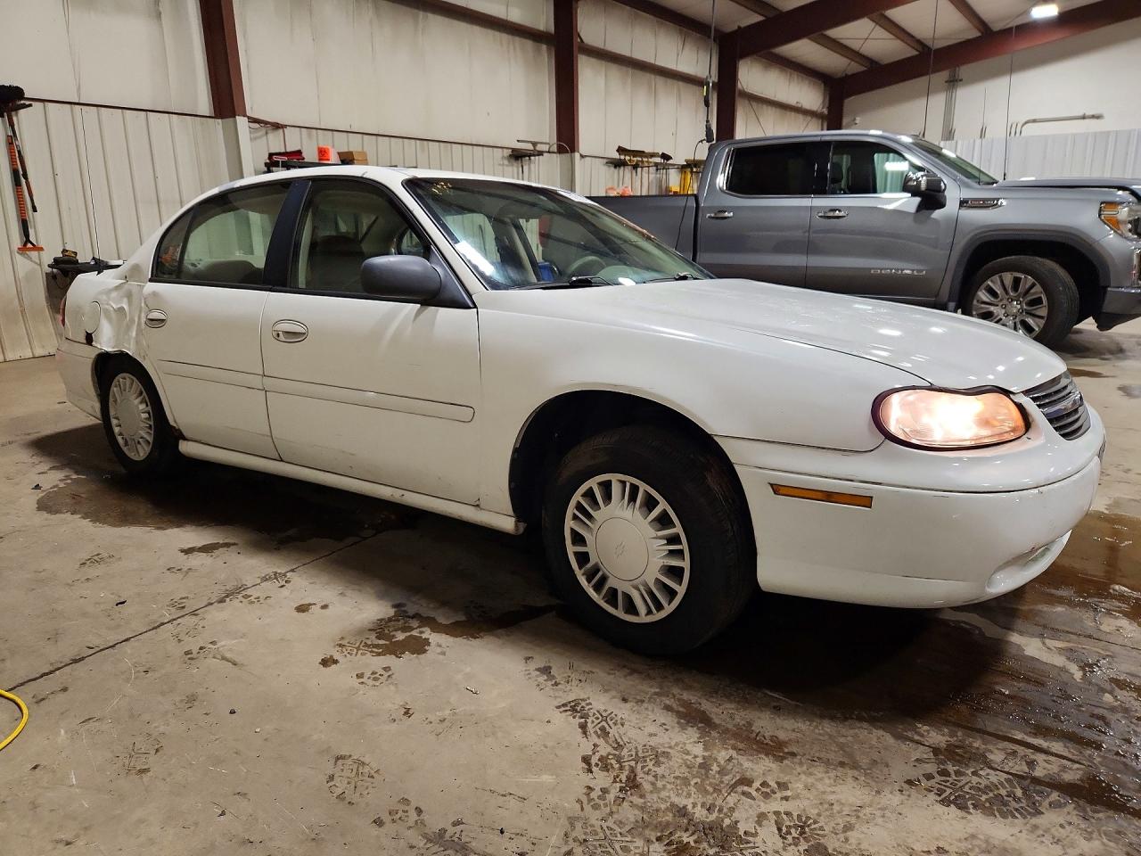 2000 Chevrolet Malibu White vin: 1G1ND52J5Y6335883