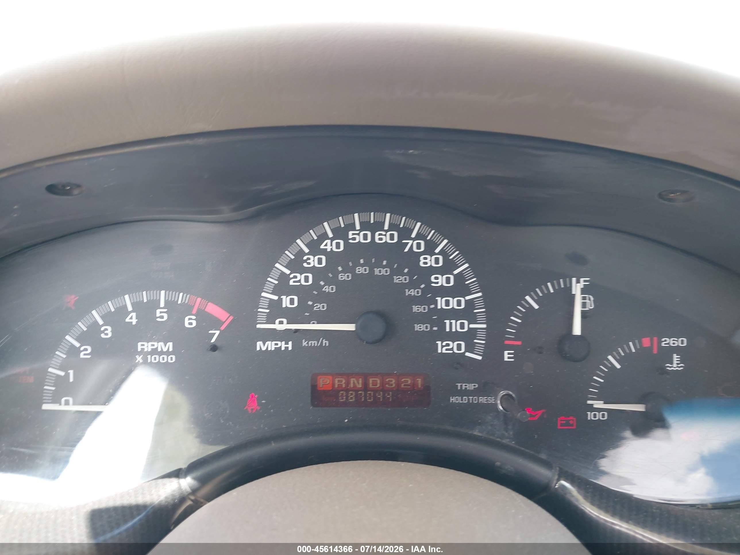 2000 Chevrolet Malibu   White vin: 1G1ND52J6Y6259462