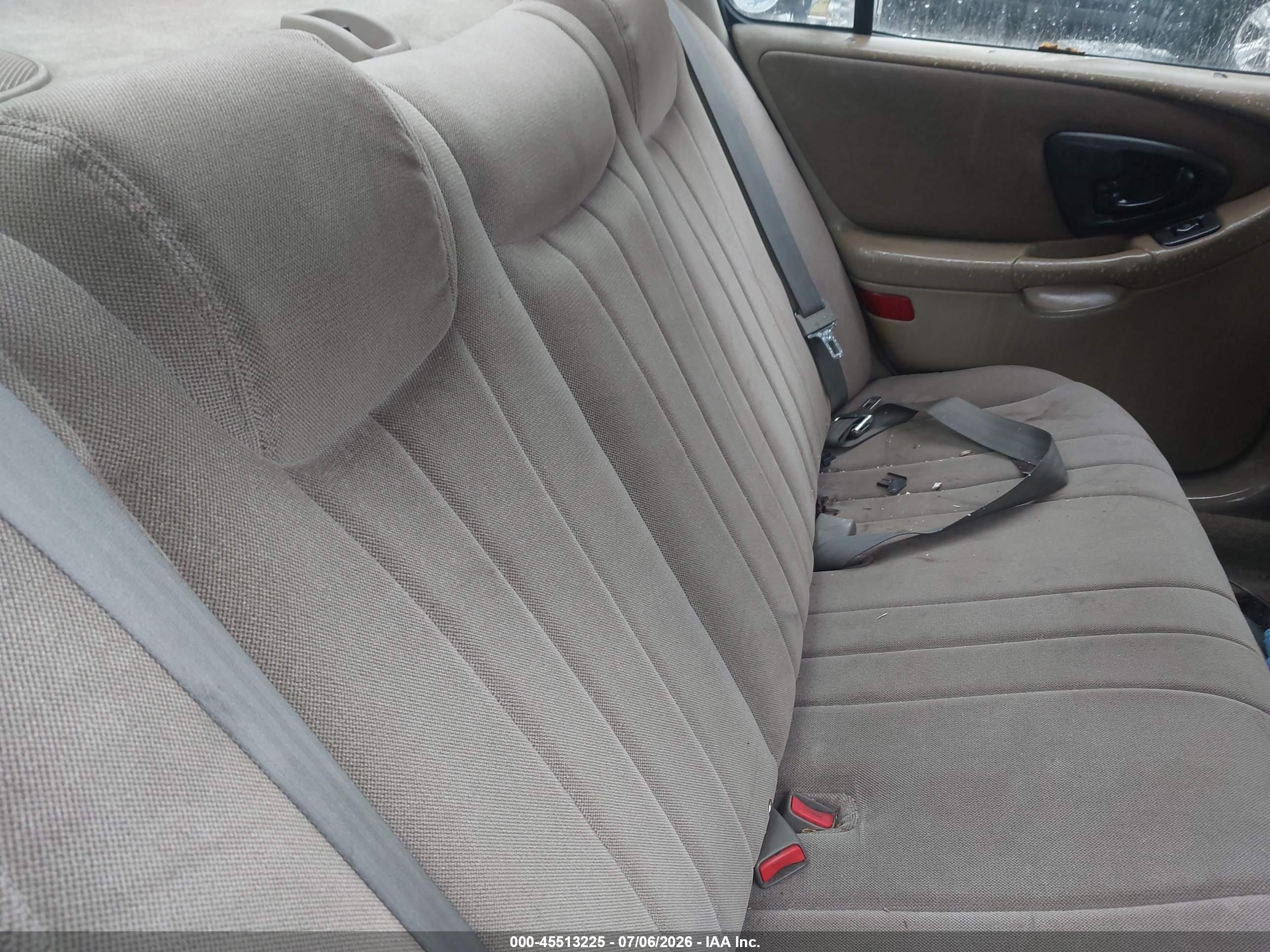 2002 Chevrolet Malibu   Brown vin: 1G1ND52J72M681825