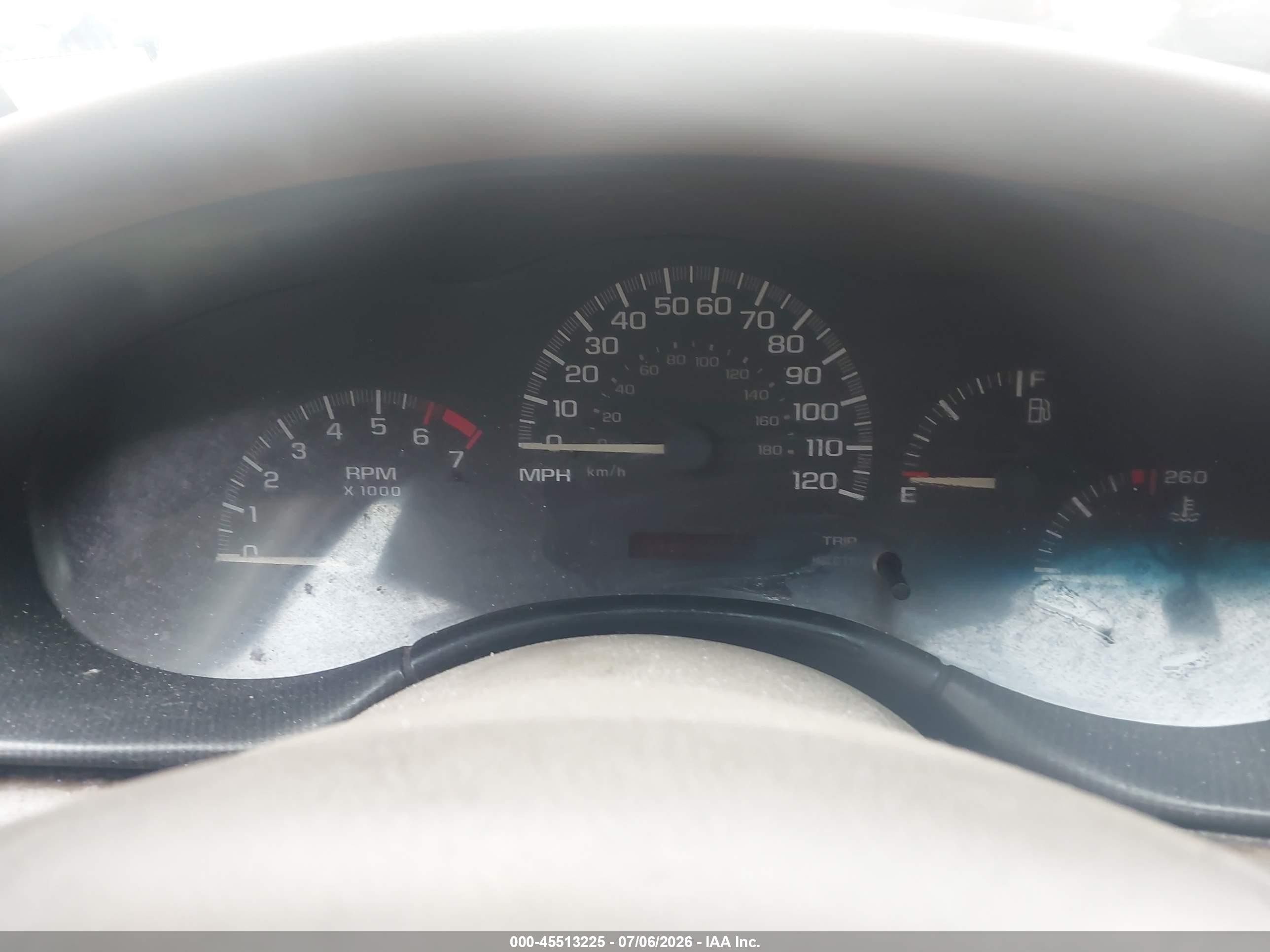 2002 Chevrolet Malibu   Brown vin: 1G1ND52J72M681825