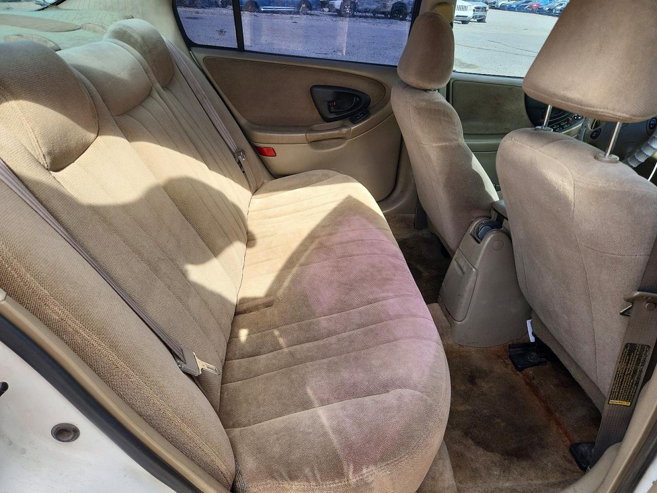 2001 Chevrolet Malibu White vin: 1G1ND52J916127320