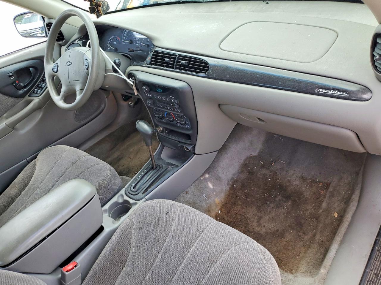 2001 Chevrolet Malibu Серебряный vin: 1G1ND52J916257677