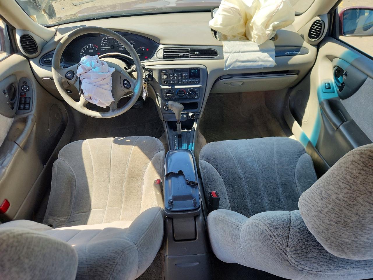 1998 Chevrolet Malibu Maroon vin: 1G1ND52M2W6258705