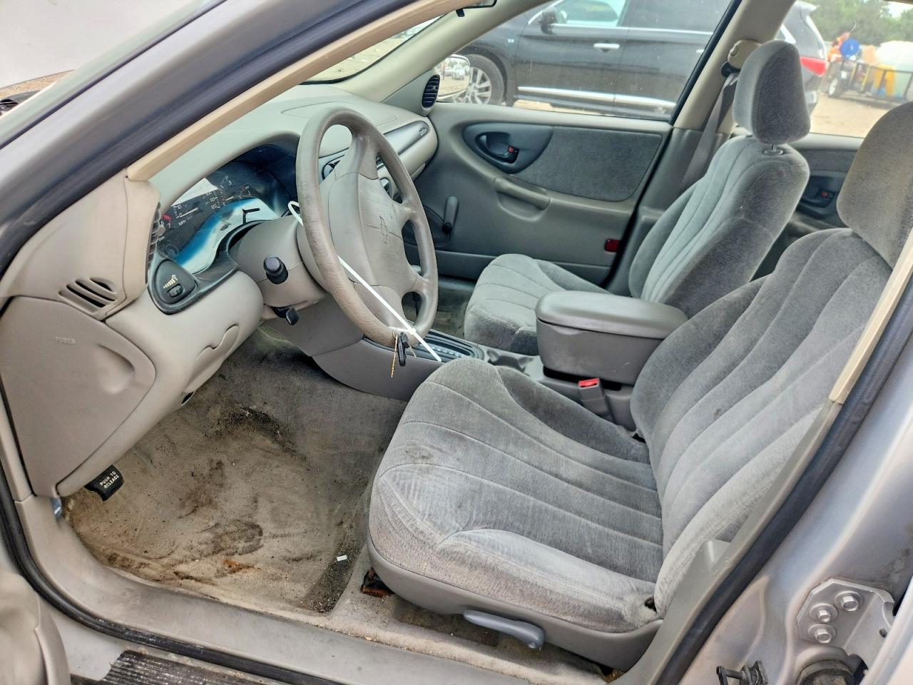 1999 Chevrolet Malibu Серебряный vin: 1G1ND52T2X6270457