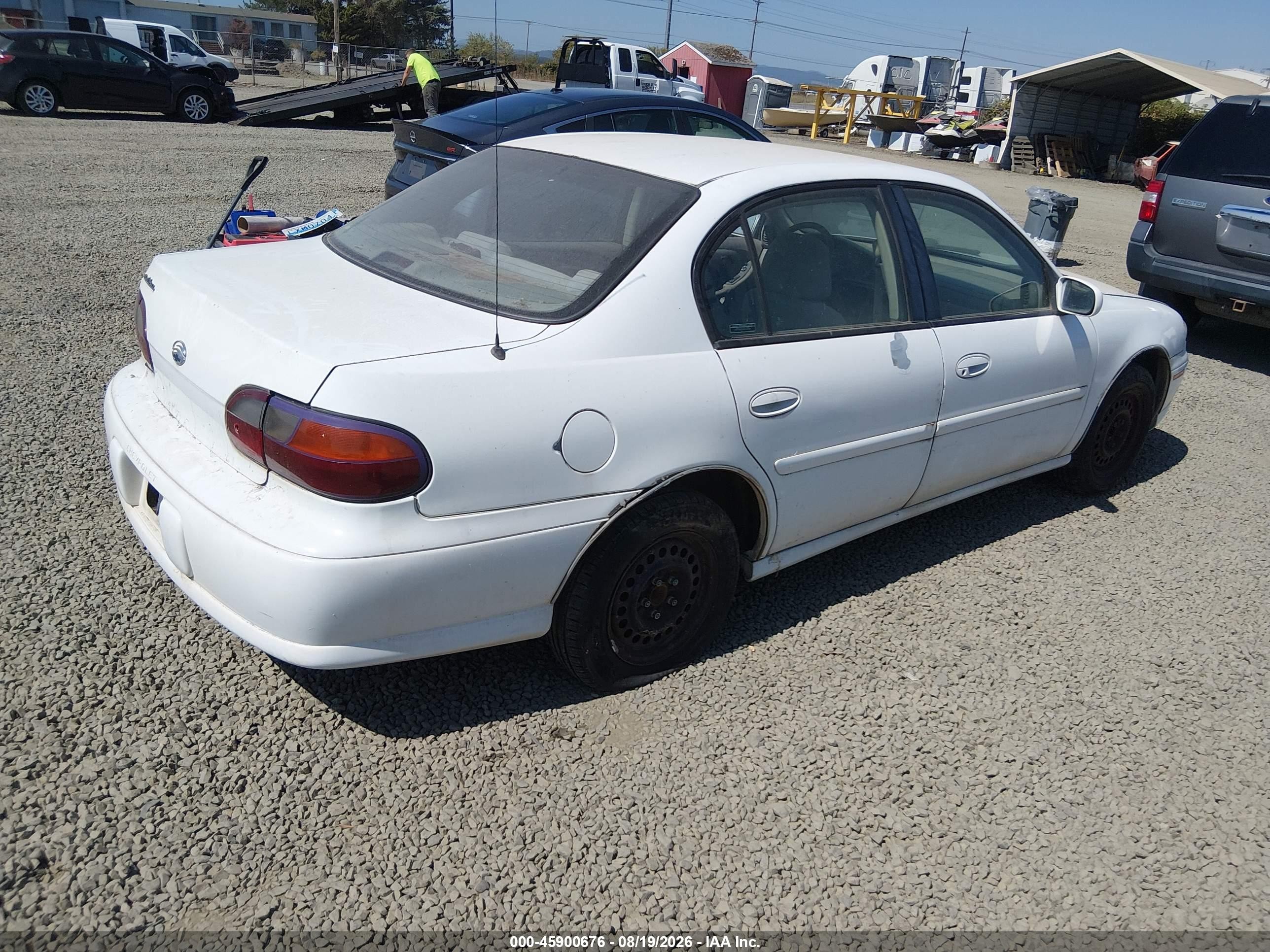 1999 Chevrolet Malibu   White vin: 1G1ND52T3X6198328