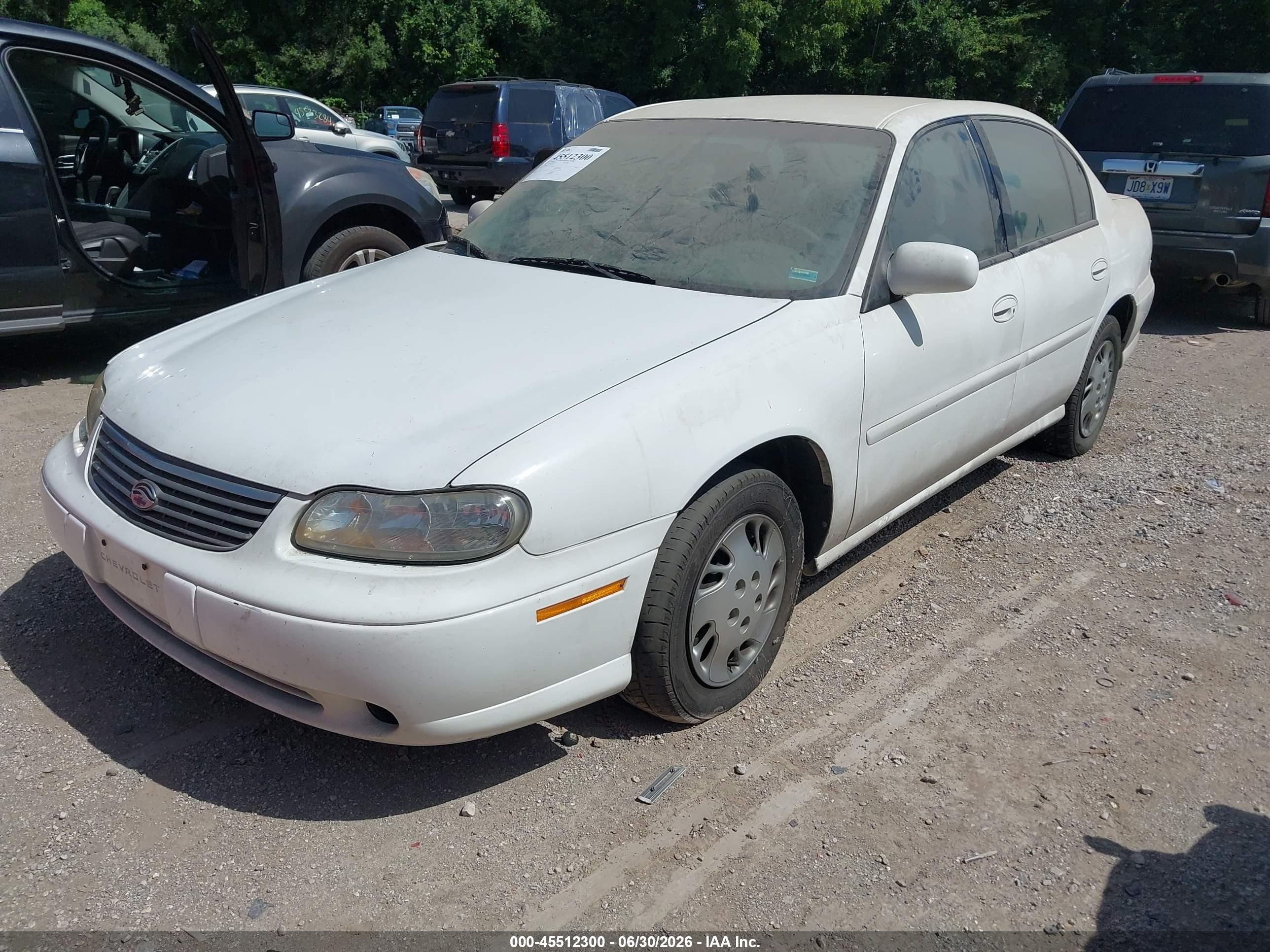 1999 Chevrolet Malibu   White vin: 1G1ND52T4XY156111