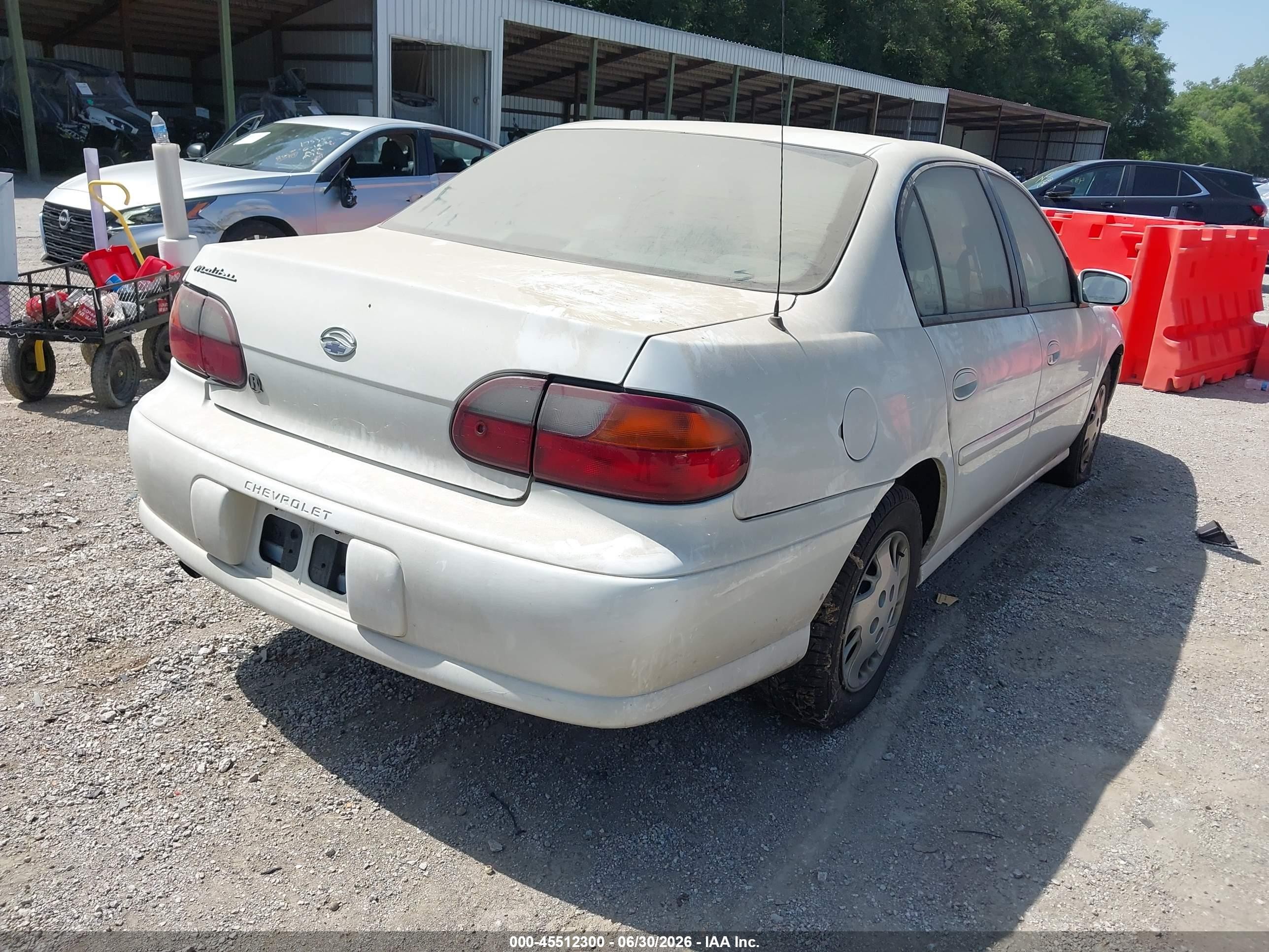 1999 Chevrolet Malibu   White vin: 1G1ND52T4XY156111