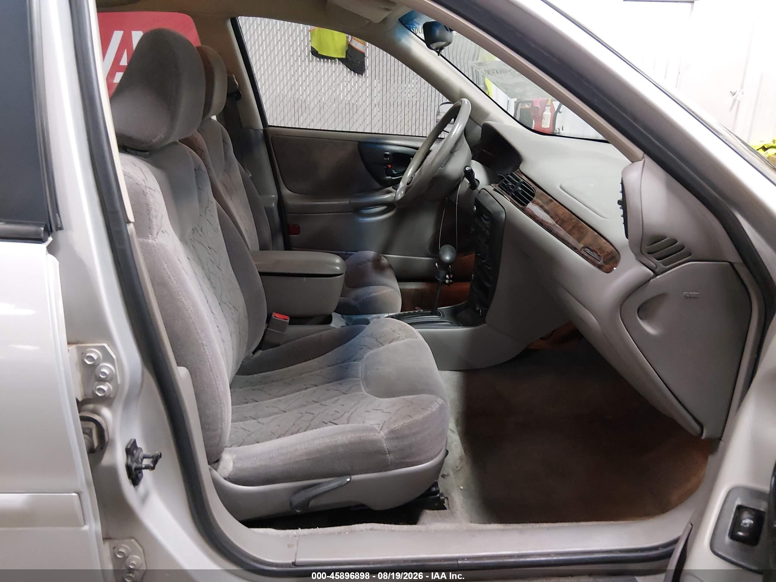2001 Chevrolet Malibu Ls Silver vin: 1G1NE52J116238084