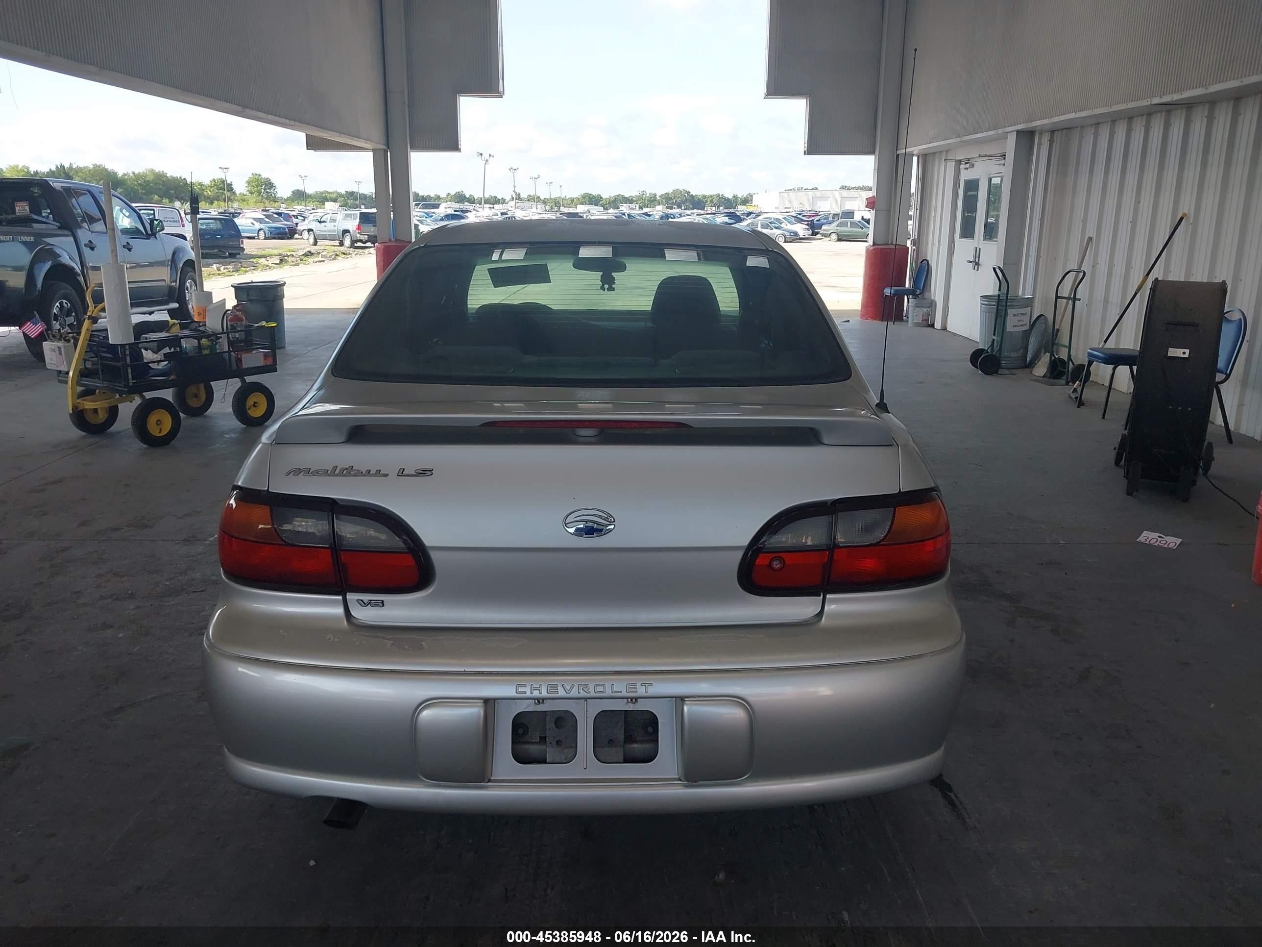 2002 Chevrolet Malibu Ls Silver vin: 1G1NE52J12M504703