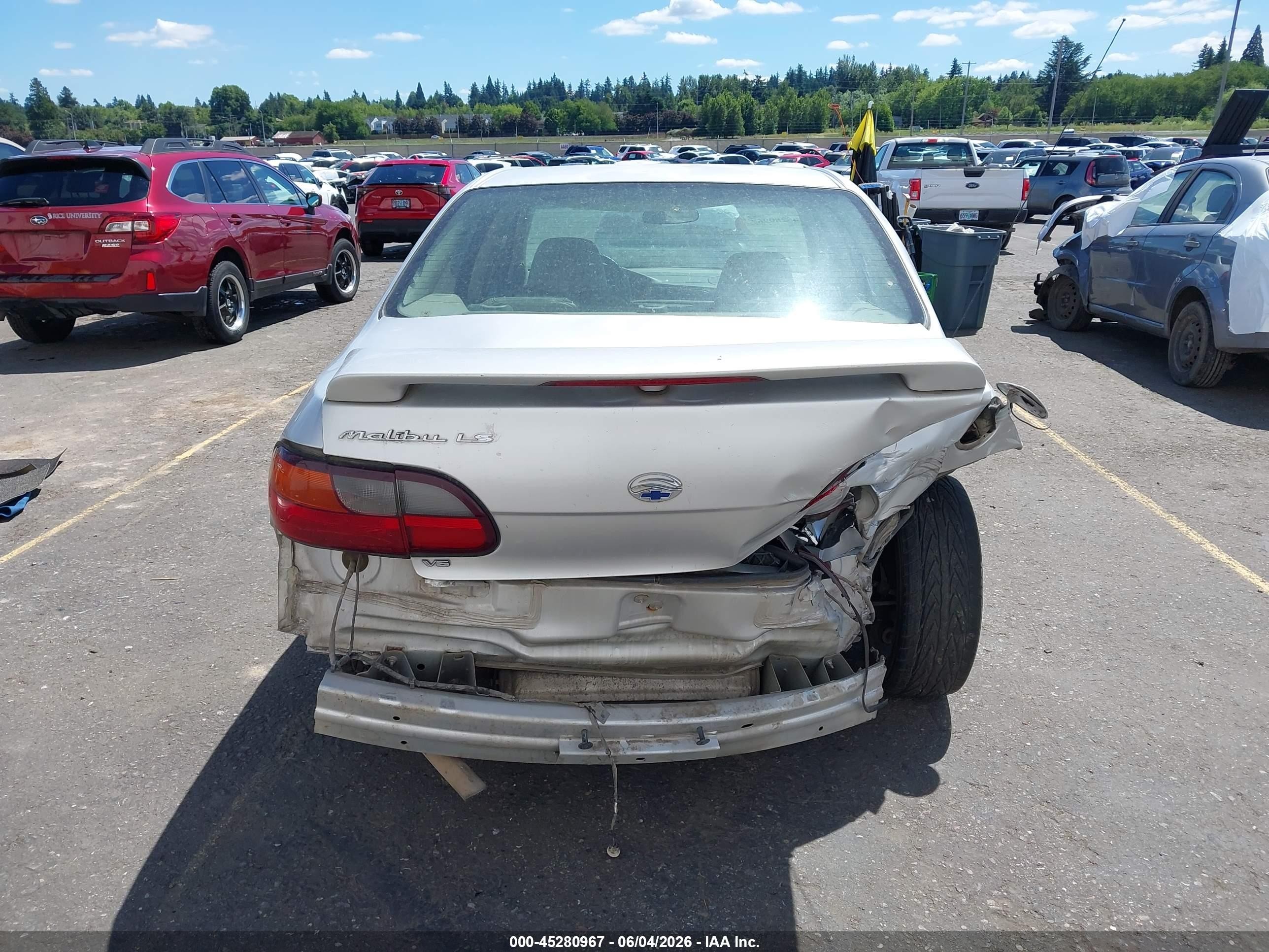 2002 Chevrolet Malibu Ls Silver vin: 1G1NE52J12M540990