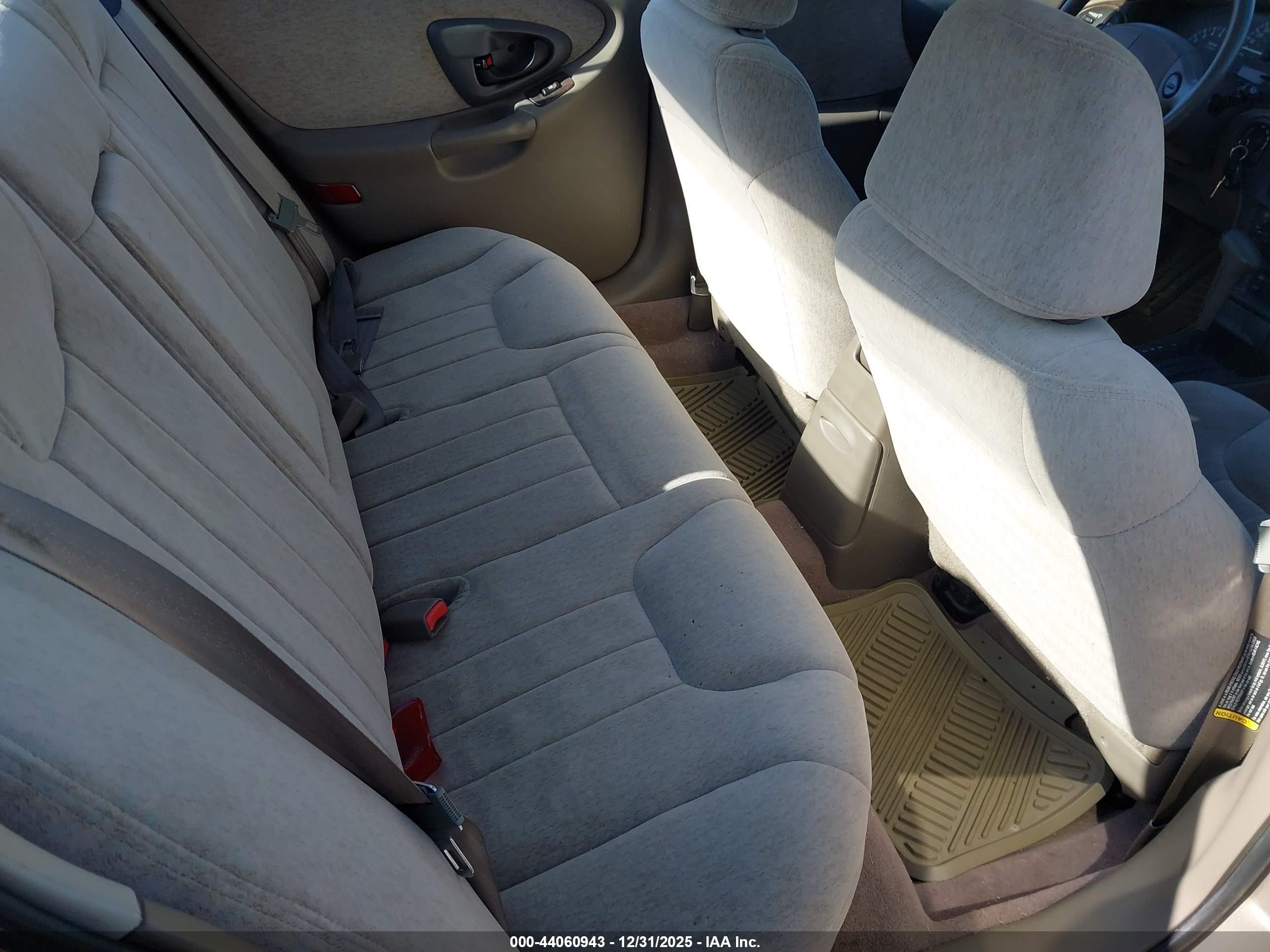 1998 Chevrolet Malibu Ls Gray vin: 1G1NE52M7W109871 