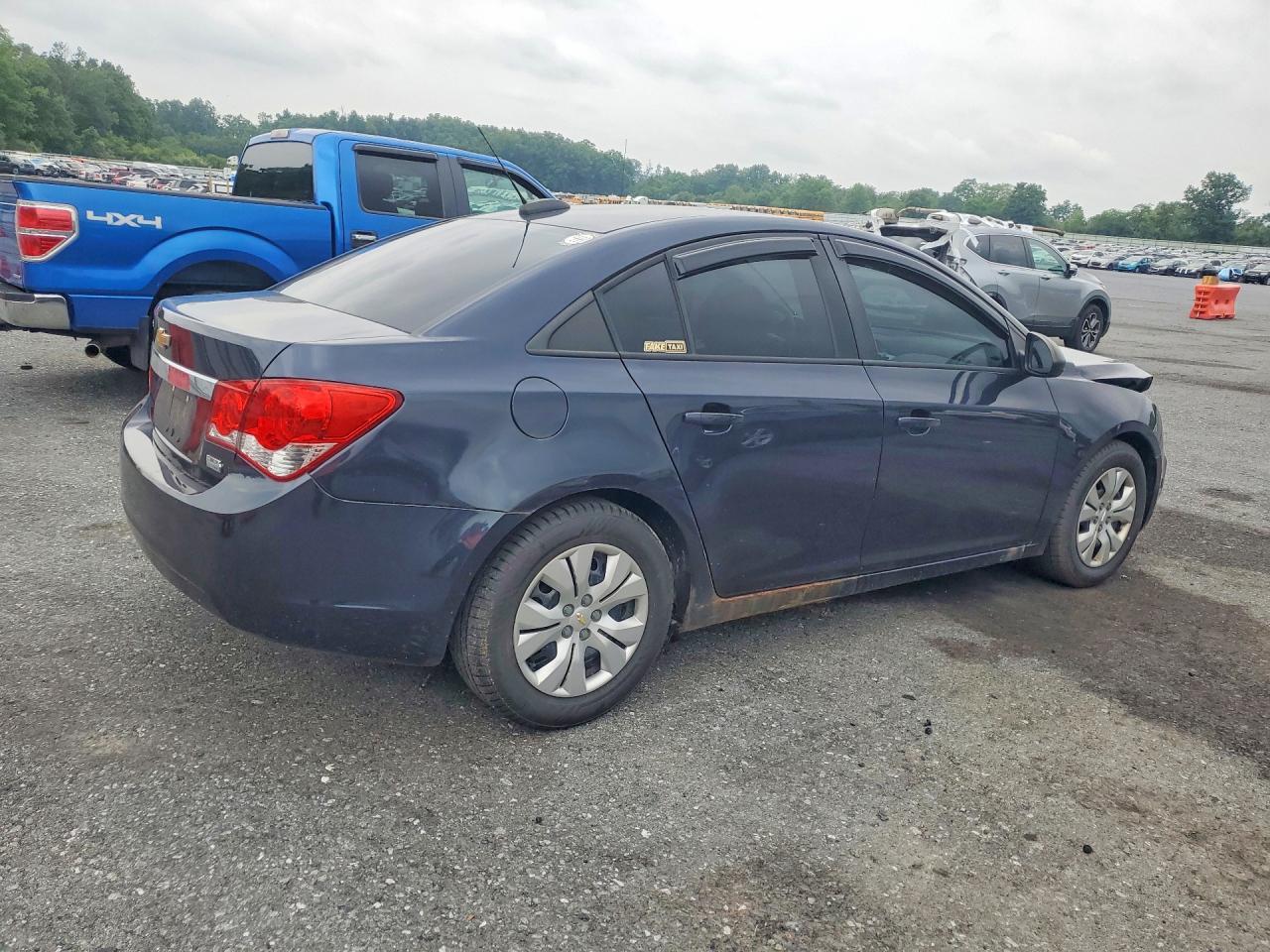2015 Chevrolet Cruze L Blue vin: 1G1P15SG5F7212971