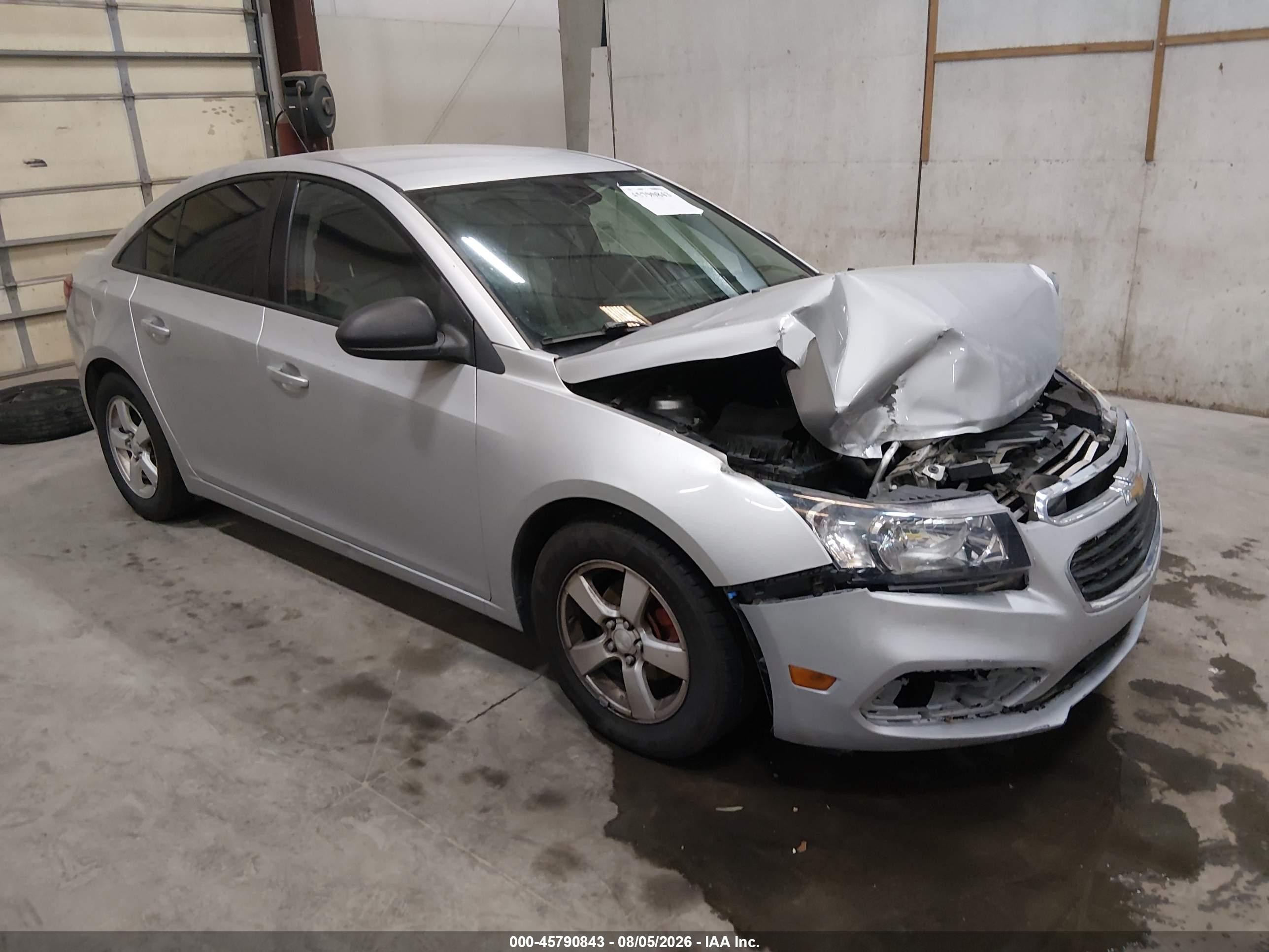 2015 Chevrolet Cruze L Manual Silver vin: 1G1P15SG8F7168934