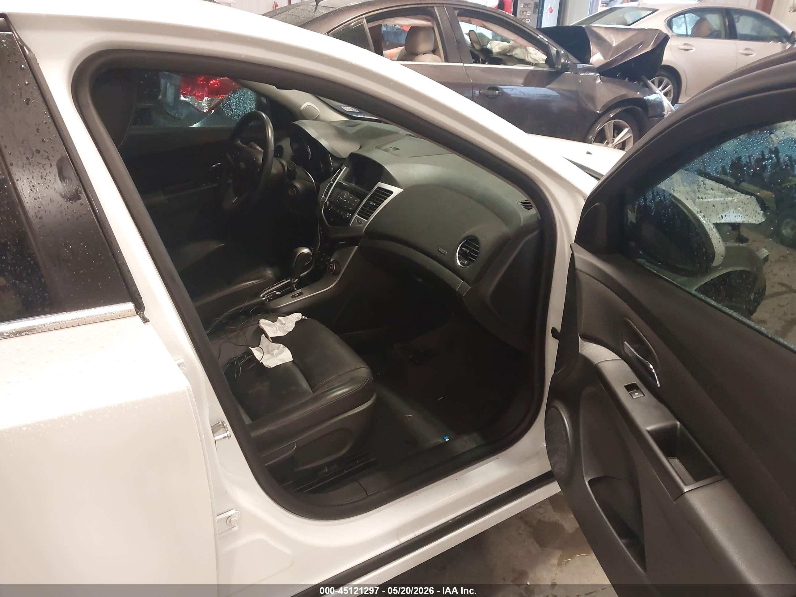 2014 Chevrolet Cruze Diesel White vin: 1G1P75SZ0E7101016