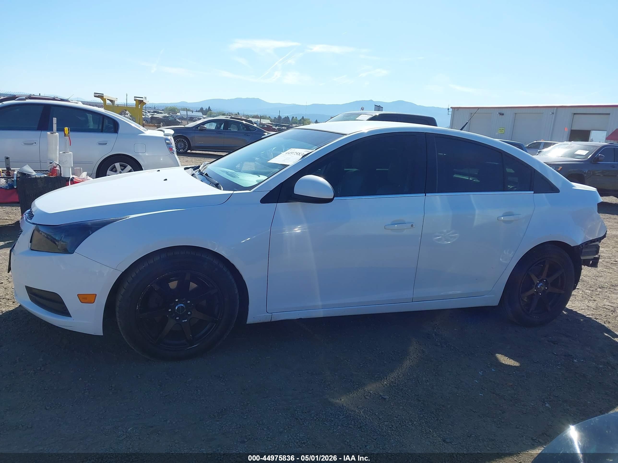 2014 Chevrolet Cruze Diesel White vin: 1G1P75SZ3E7100183