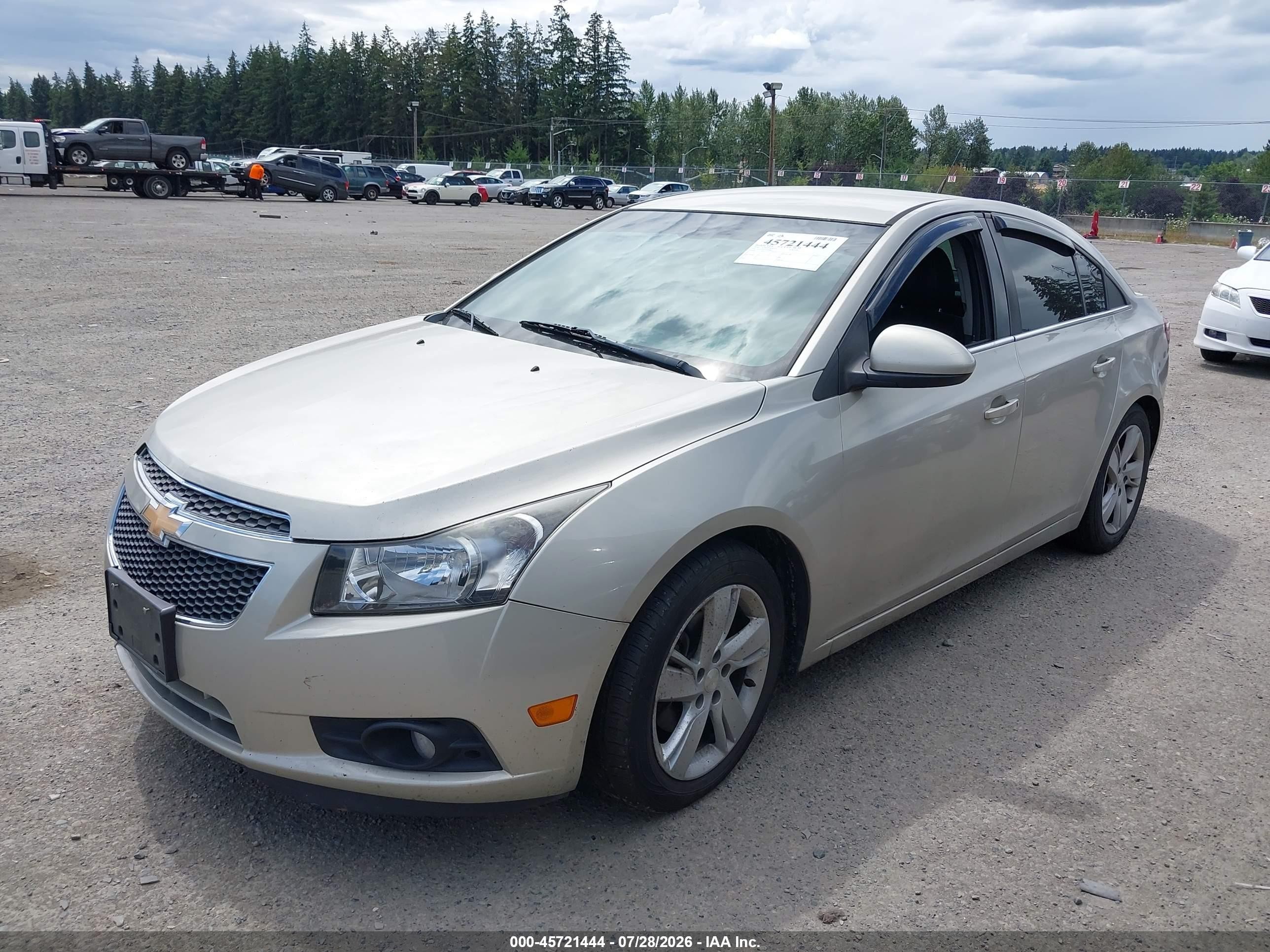 2014 Chevrolet Cruze Diesel Gold vin: 1G1P75SZ3E7464801