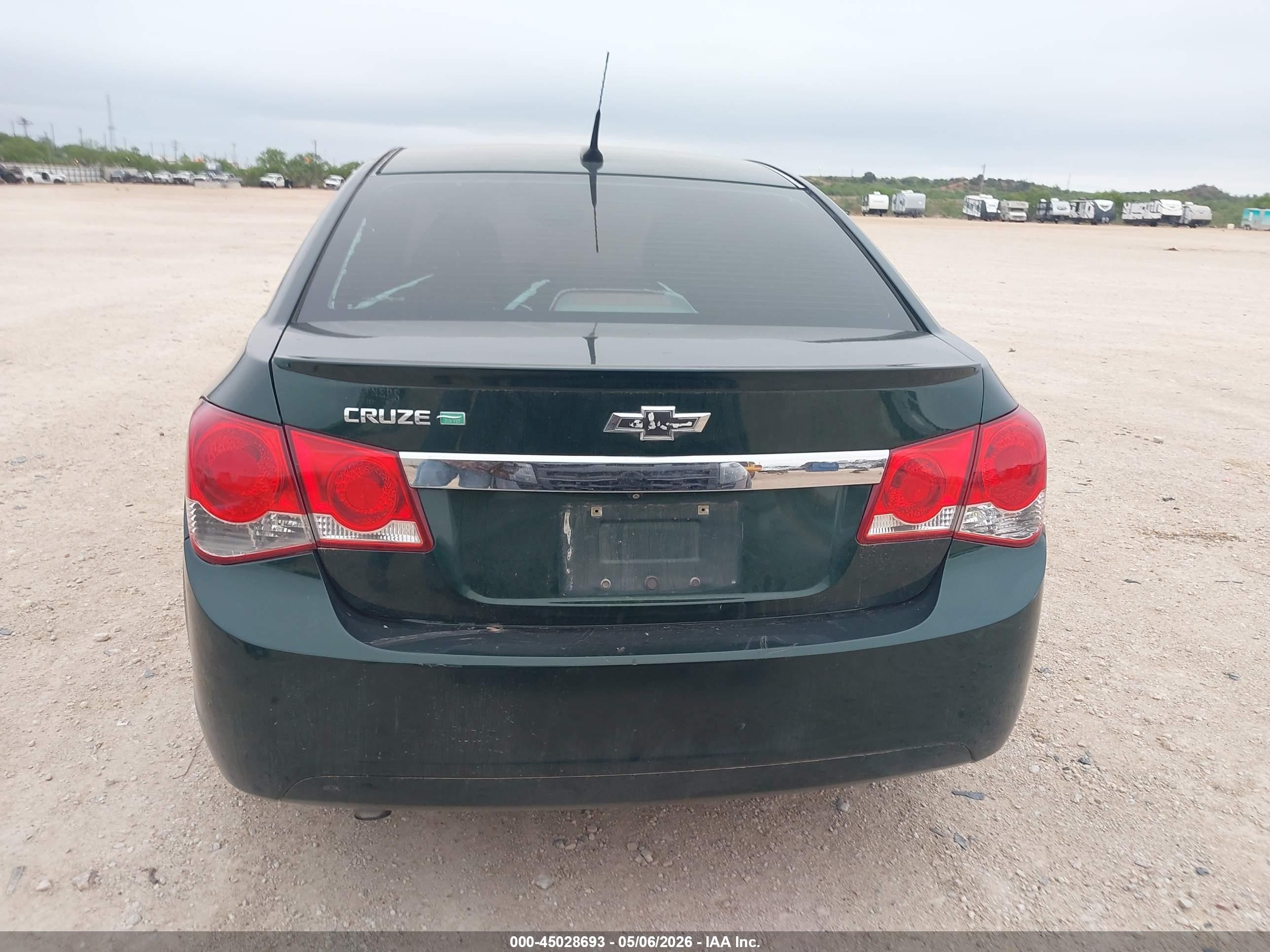 2014 Chevrolet Cruze Diesel Green vin: 1G1P75SZ6E7420954
