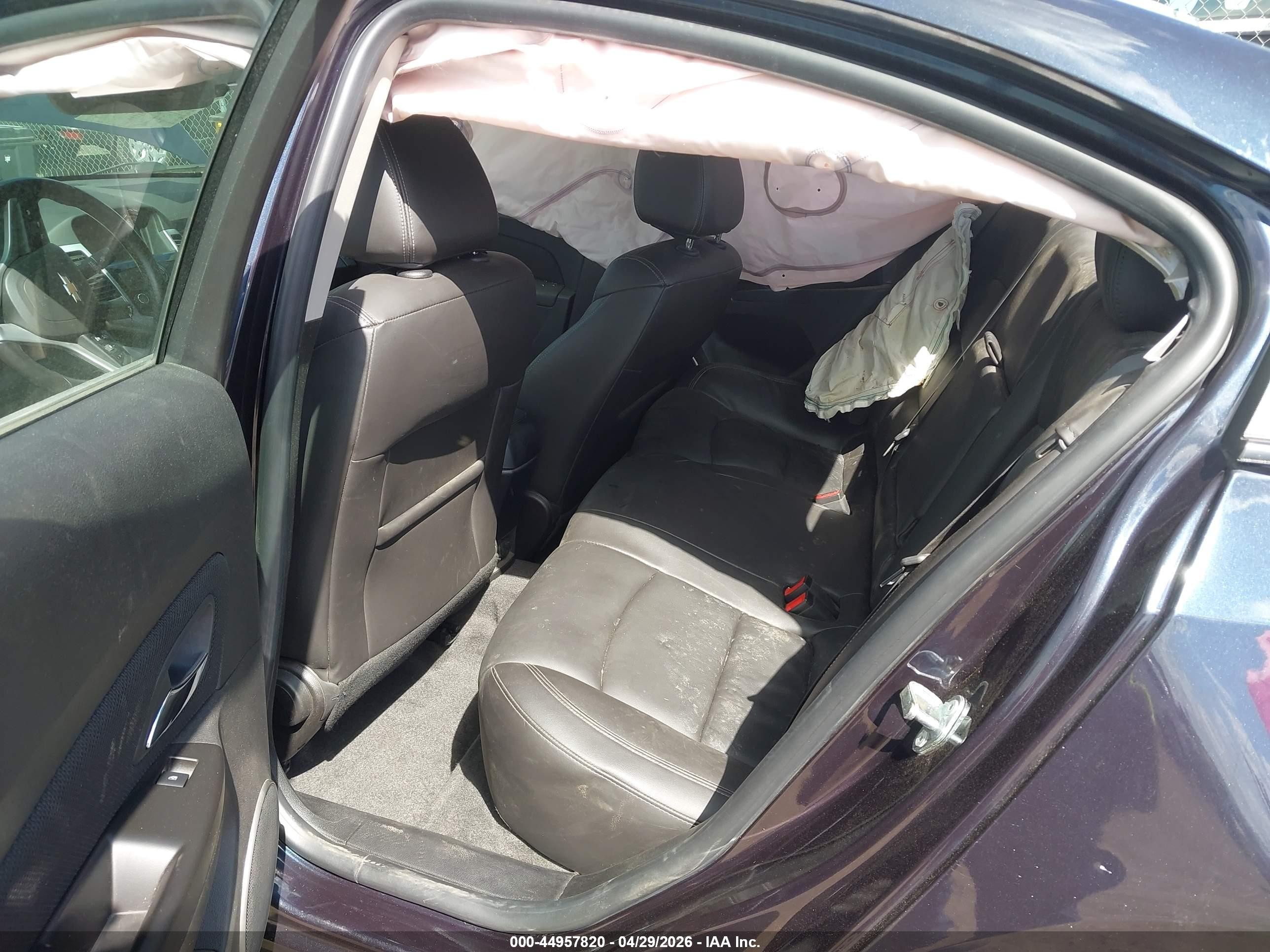 2014 Chevrolet Cruze Diesel Синий vin: 1G1P75SZ8E7396415