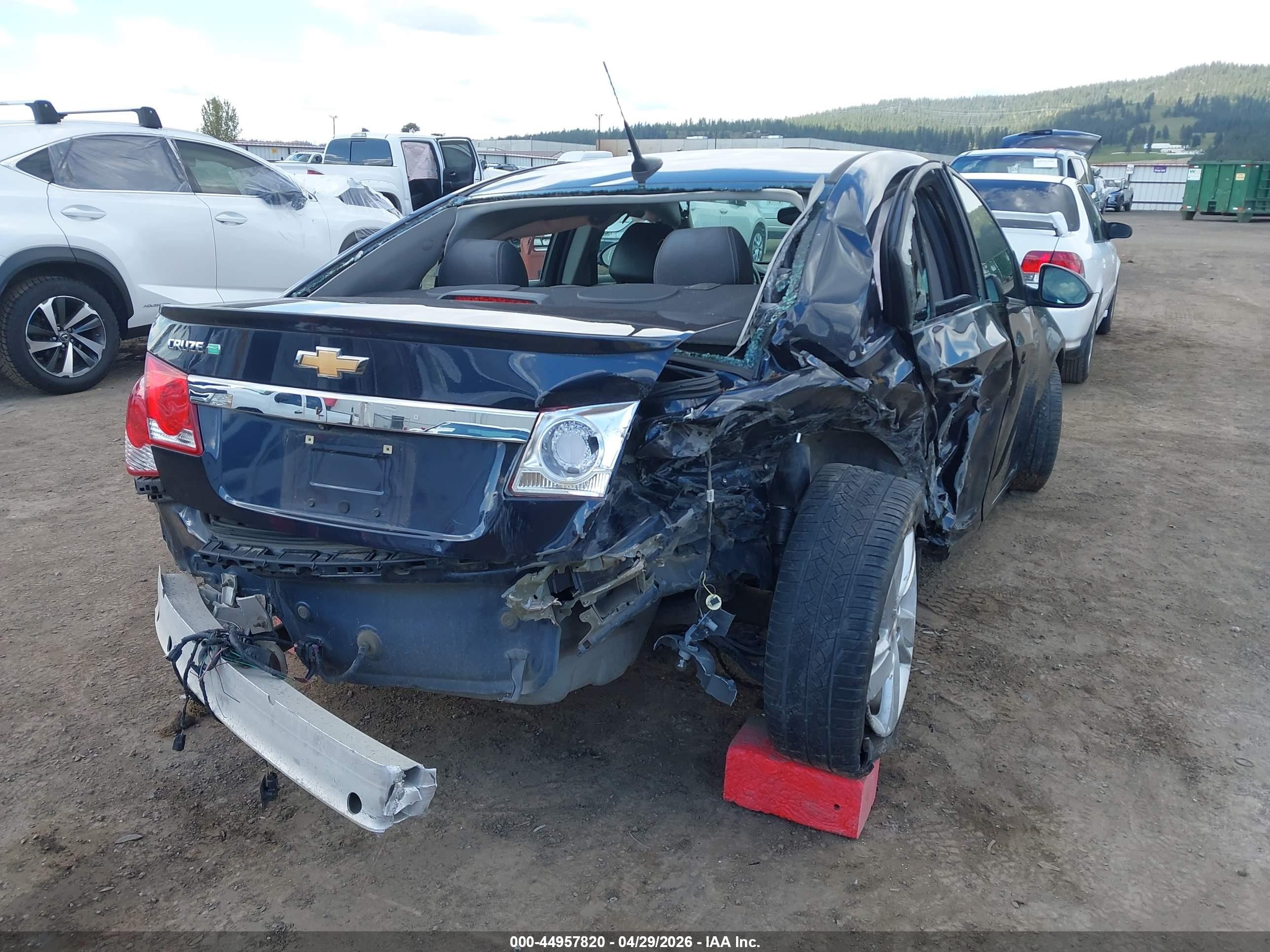 2014 Chevrolet Cruze Diesel Синий vin: 1G1P75SZ8E7396415