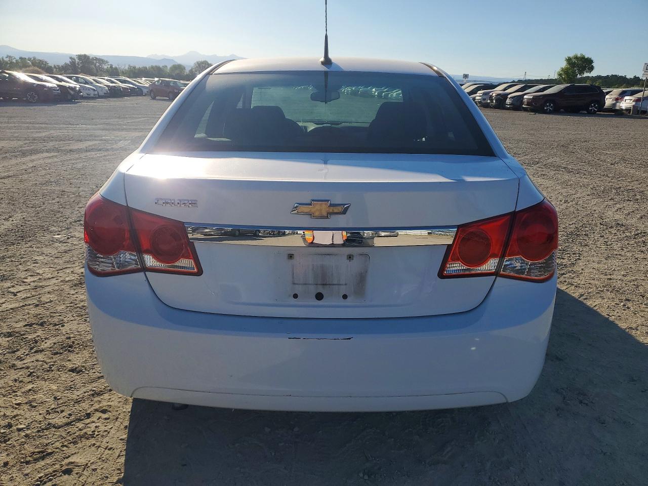 2013 Chevrolet Cruze Ls White vin: 1G1PA5SG0D7175437