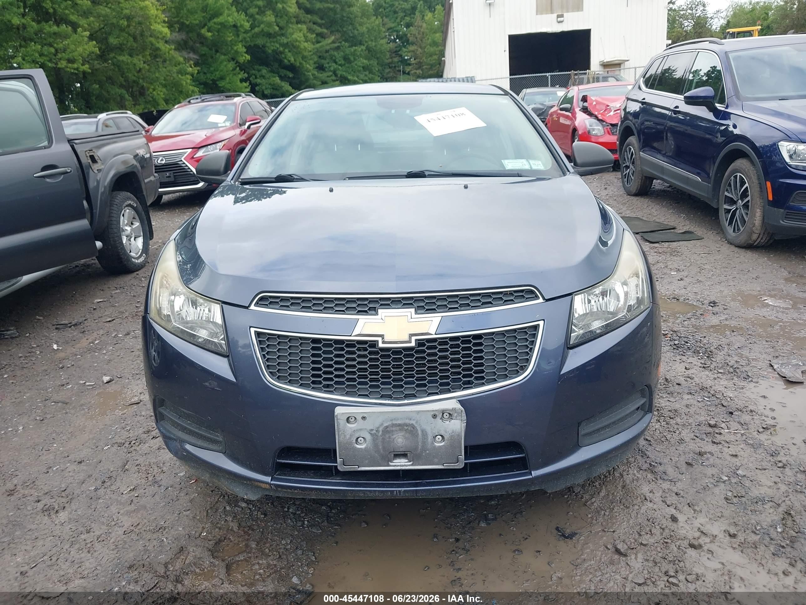 2013 Chevrolet Cruze Ls Auto Blue vin: 1G1PA5SG0D7211014