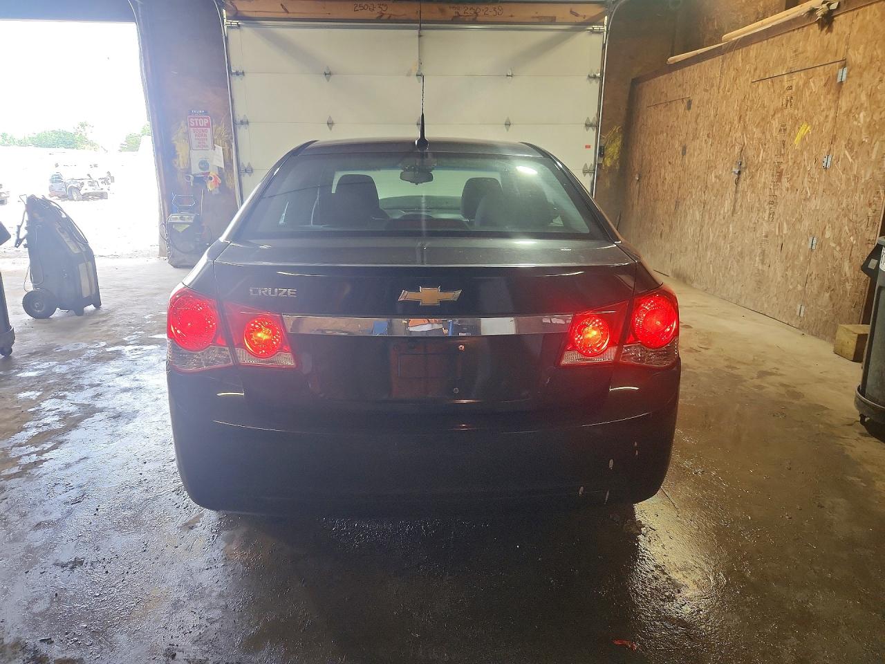 2013 Chevrolet Cruze Ls Charcoal vin: 1G1PA5SG1D7239128