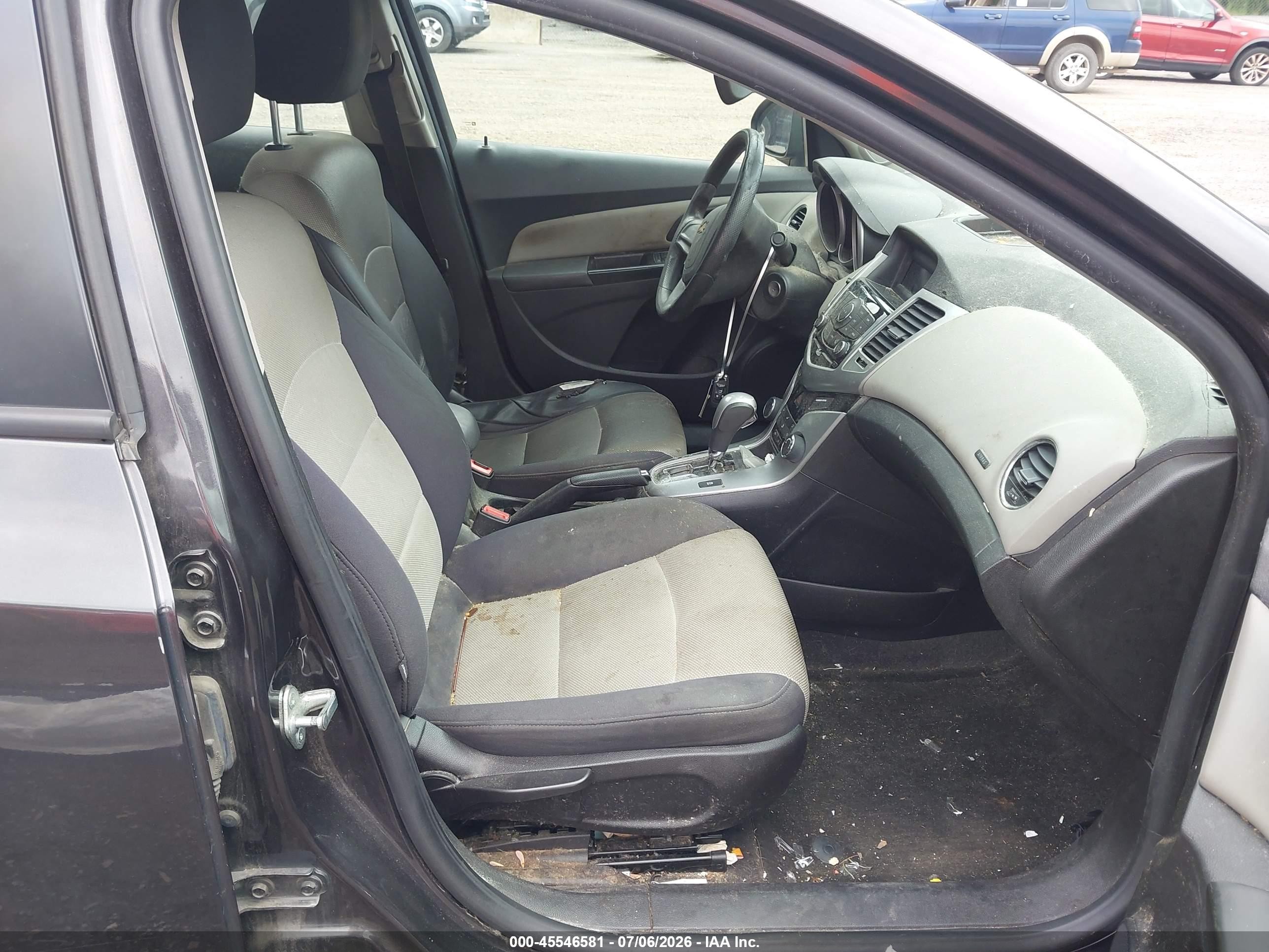 2014 Chevrolet Cruze Ls Auto Серый vin: 1G1PA5SG1E7208852