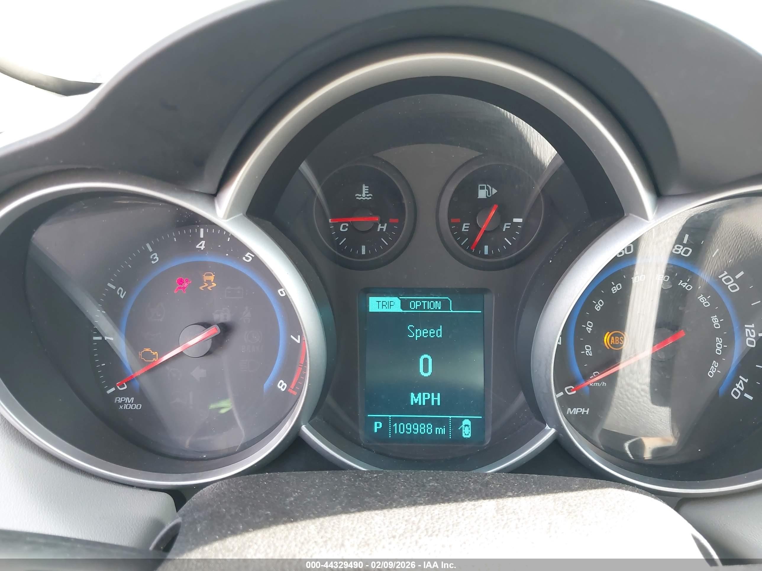 2015 Chevrolet Cruze Ls Auto Серебряный vin: 1G1PA5SG1F7235809