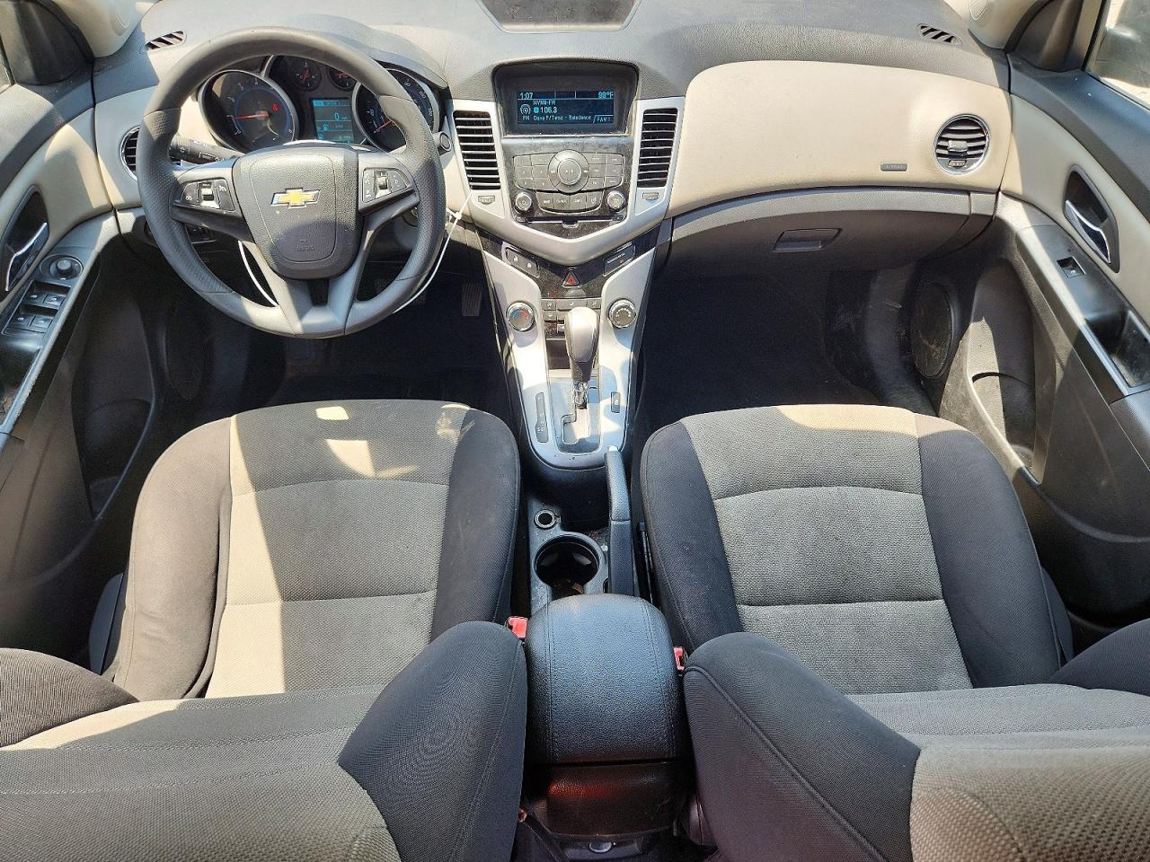2013 Chevrolet Cruze Ls Tan vin: 1G1PA5SG2D7119189