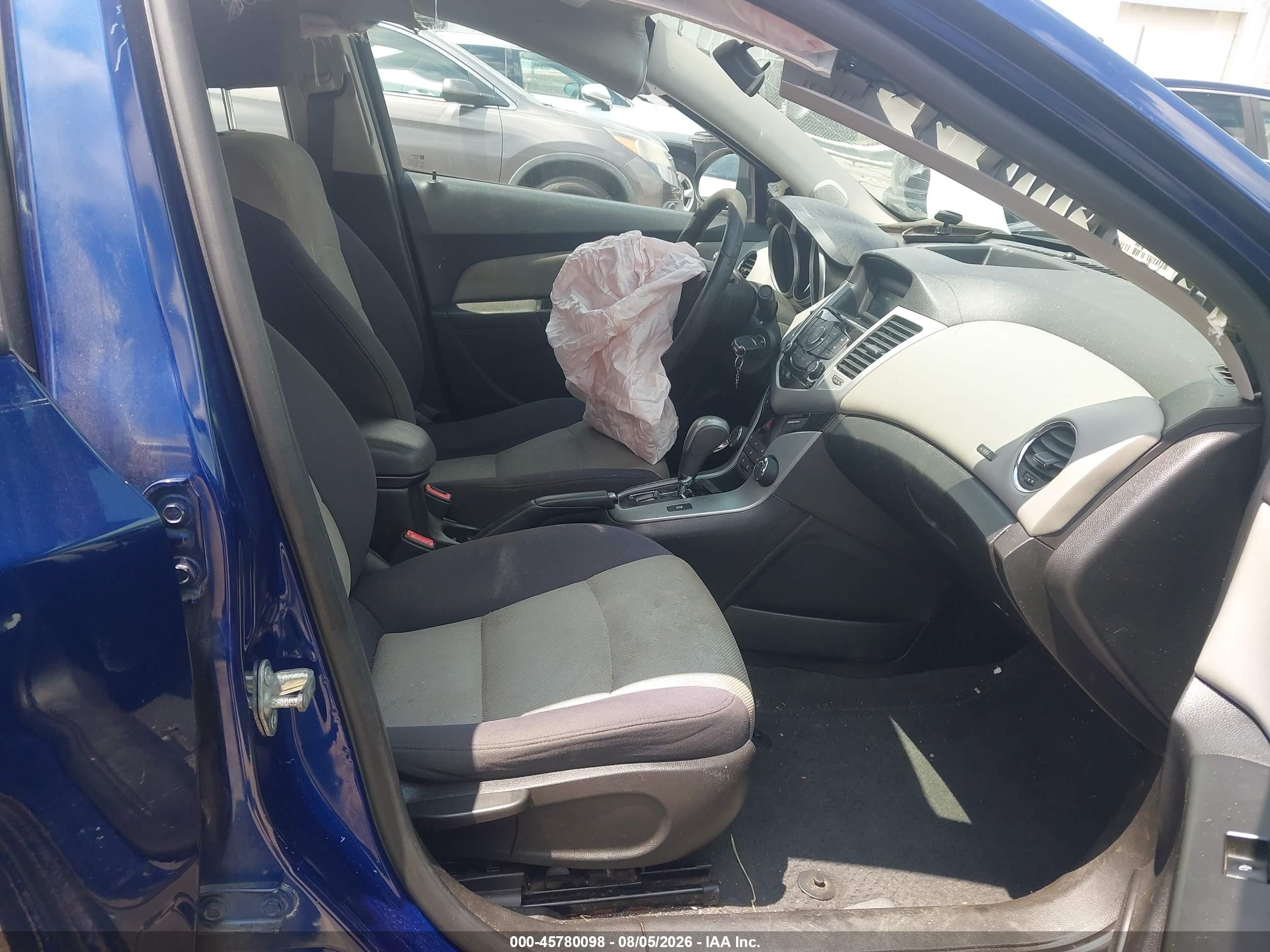 2013 Chevrolet Cruze Ls Auto Blue vin: 1G1PA5SG2D7198363