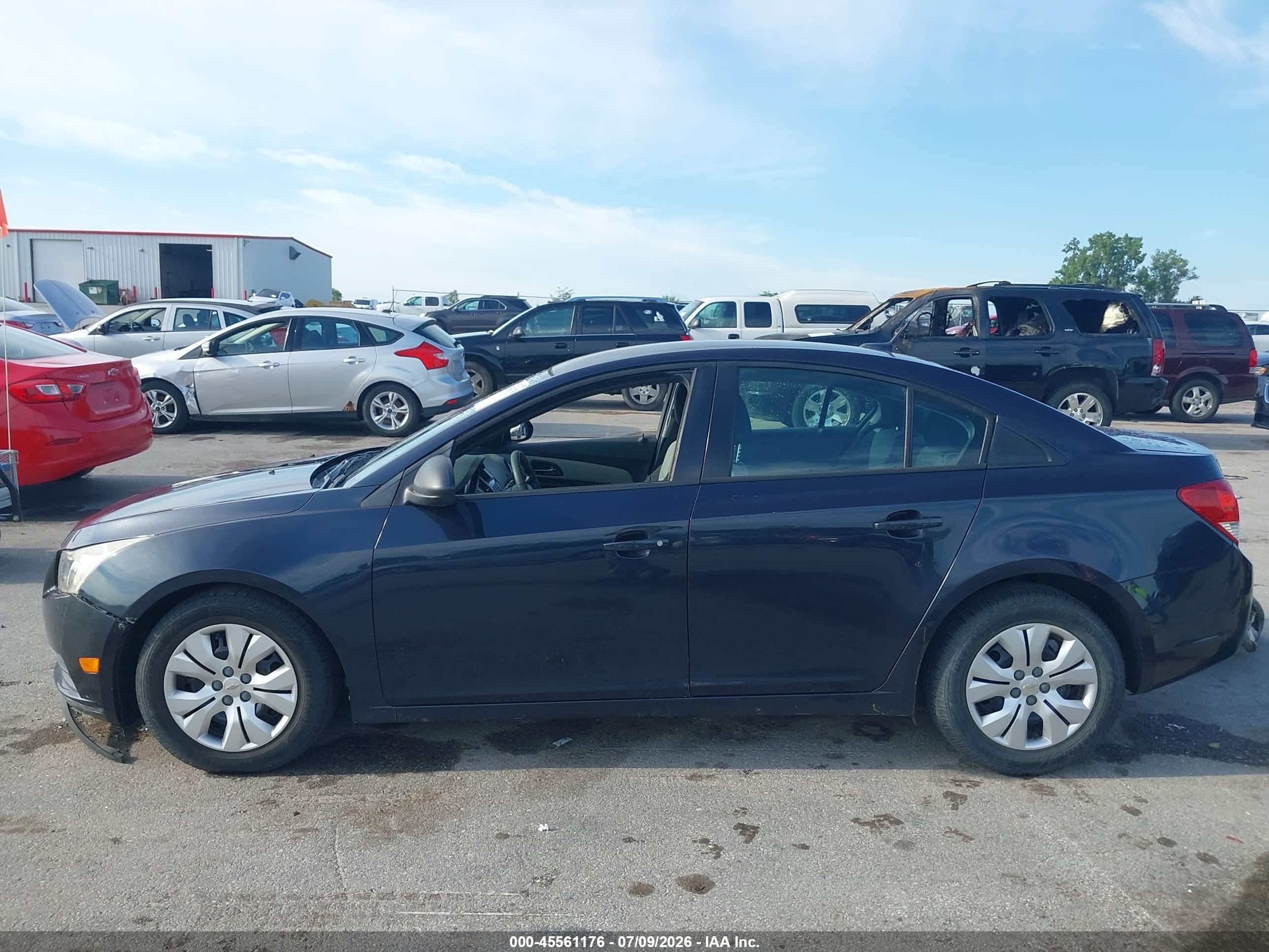 2014 Chevrolet Cruze Ls Auto Blue vin: 1G1PA5SG2E7174484