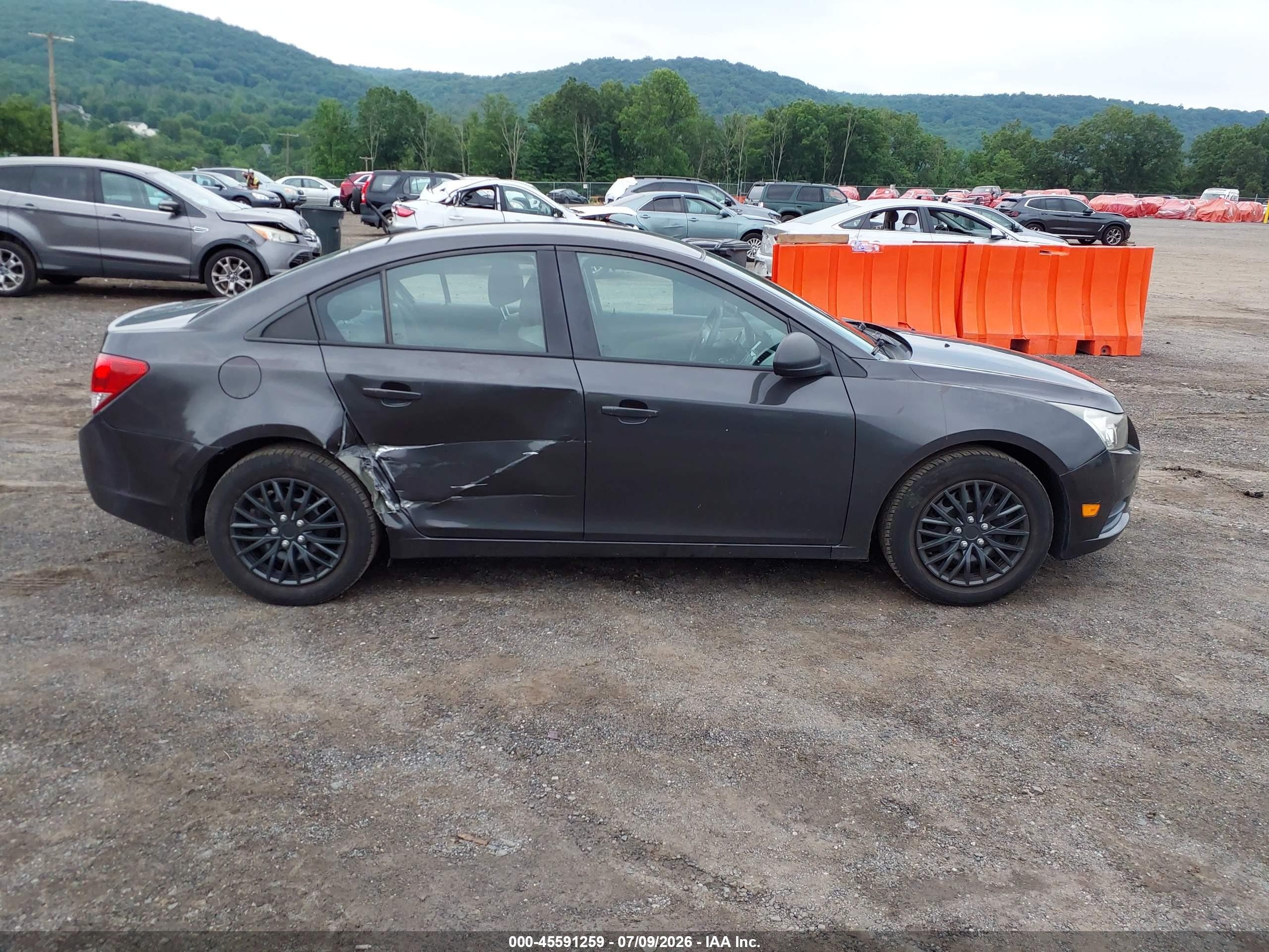 2014 Chevrolet Cruze Ls Auto Gray vin: 1G1PA5SG2E7480276