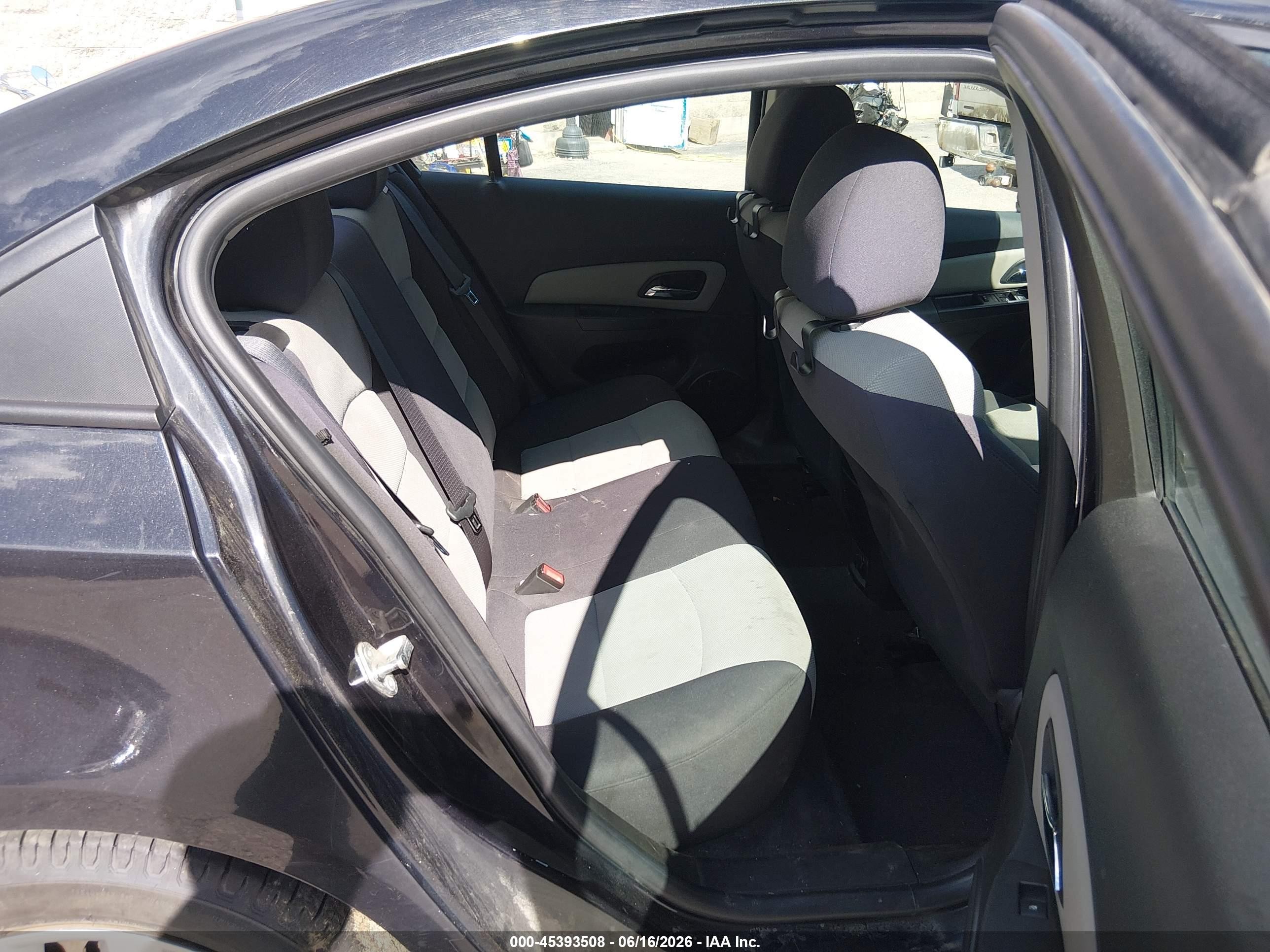 2015 Chevrolet Cruze Ls Auto Черный vin: 1G1PA5SG2F7223149
