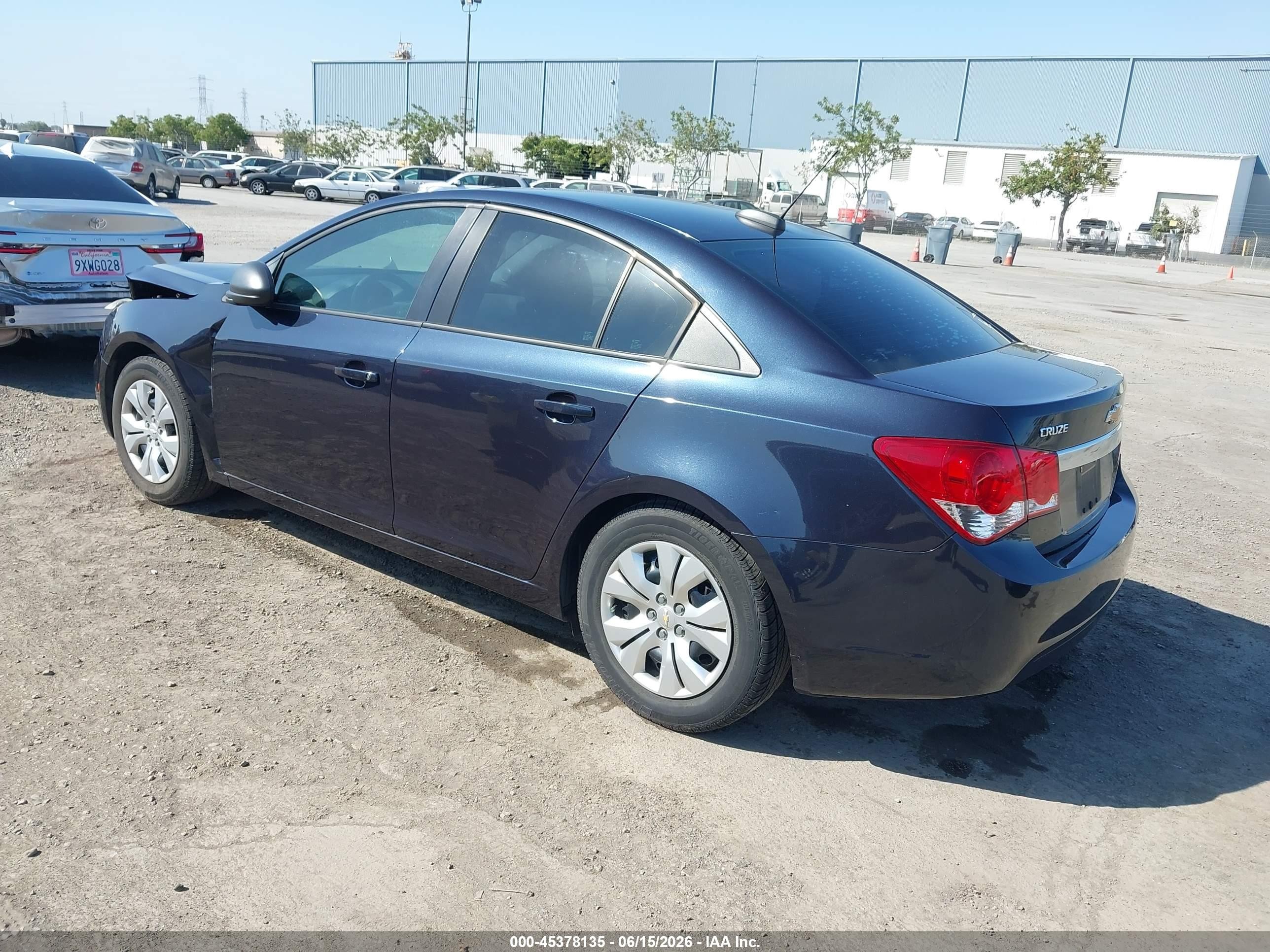 2015 Chevrolet Cruze Ls Auto Purple vin: 1G1PA5SG3F7206490