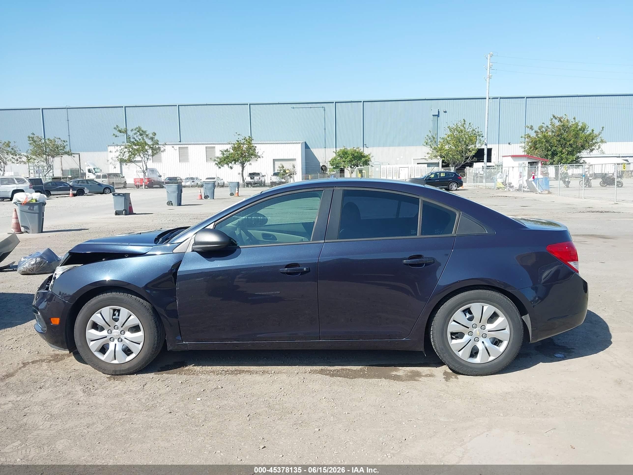 2015 Chevrolet Cruze Ls Auto Purple vin: 1G1PA5SG3F7206490