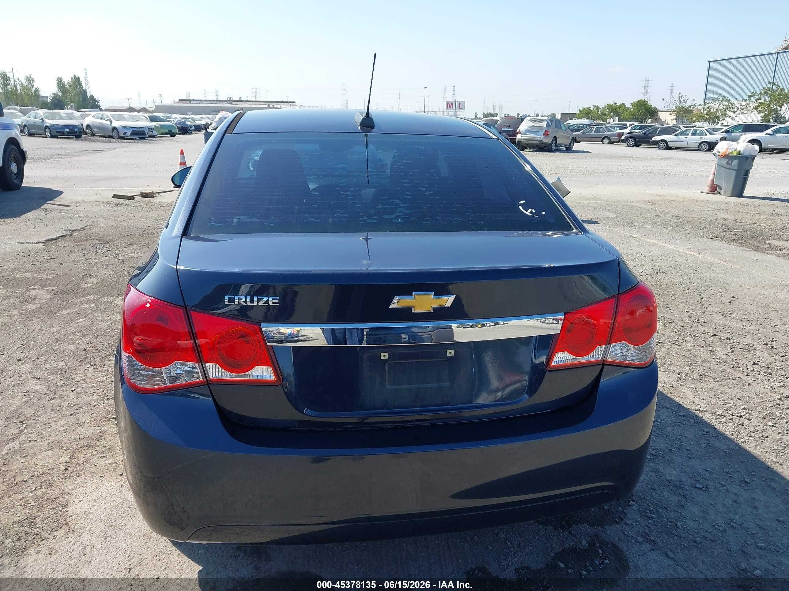 2015 Chevrolet Cruze Ls Auto Purple vin: 1G1PA5SG3F7206490