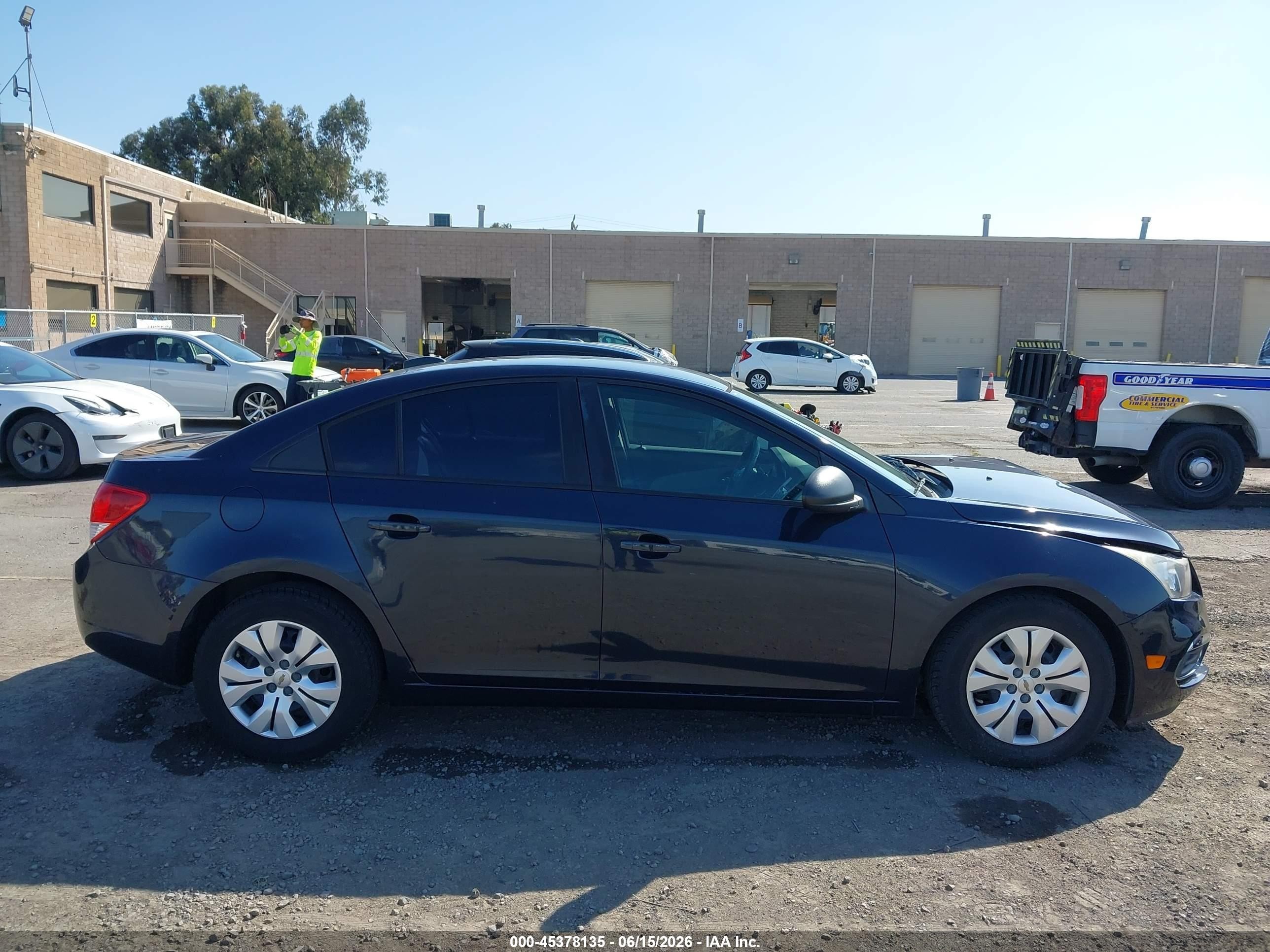 2015 Chevrolet Cruze Ls Auto Purple vin: 1G1PA5SG3F7206490
