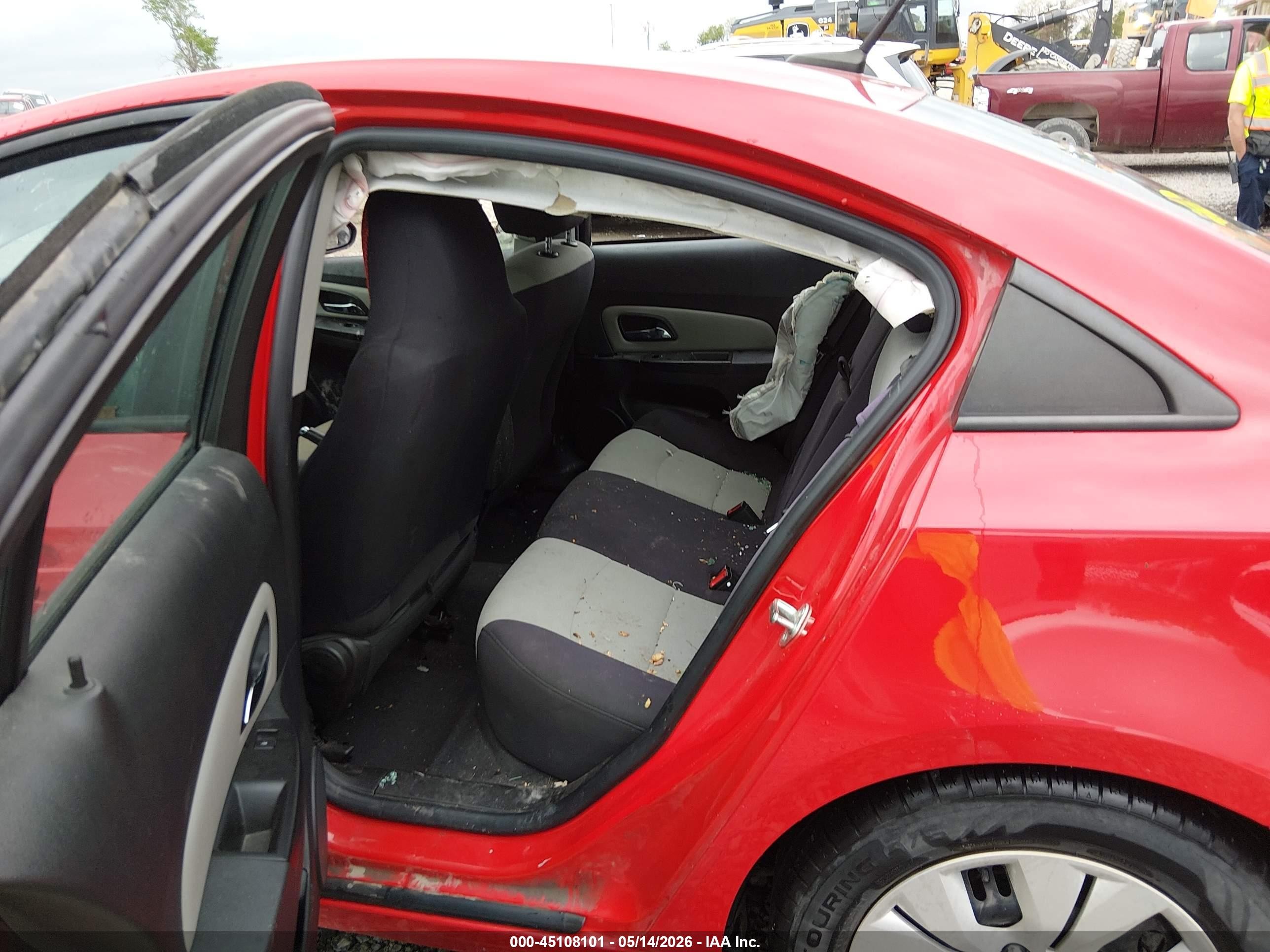 2014 Chevrolet Cruze Ls Auto Red vin: 1G1PA5SG4E7144094