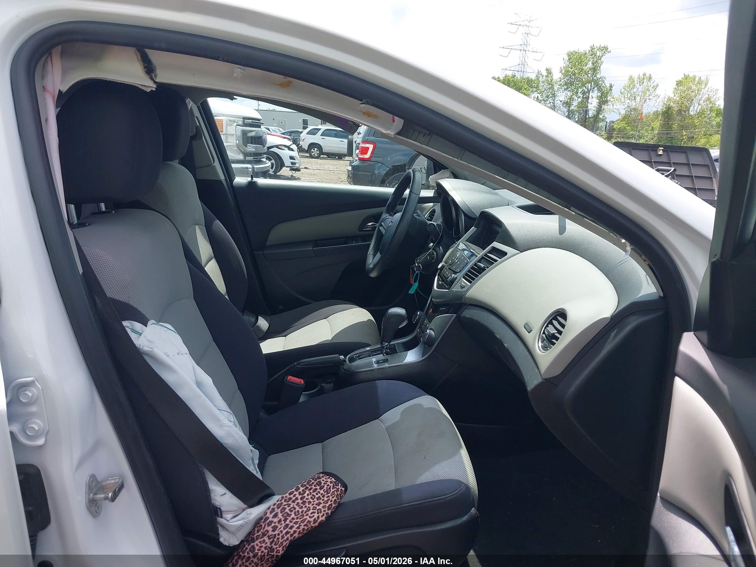 2013 Chevrolet Cruze Ls Auto Белый vin: 1G1PA5SG7D7258895