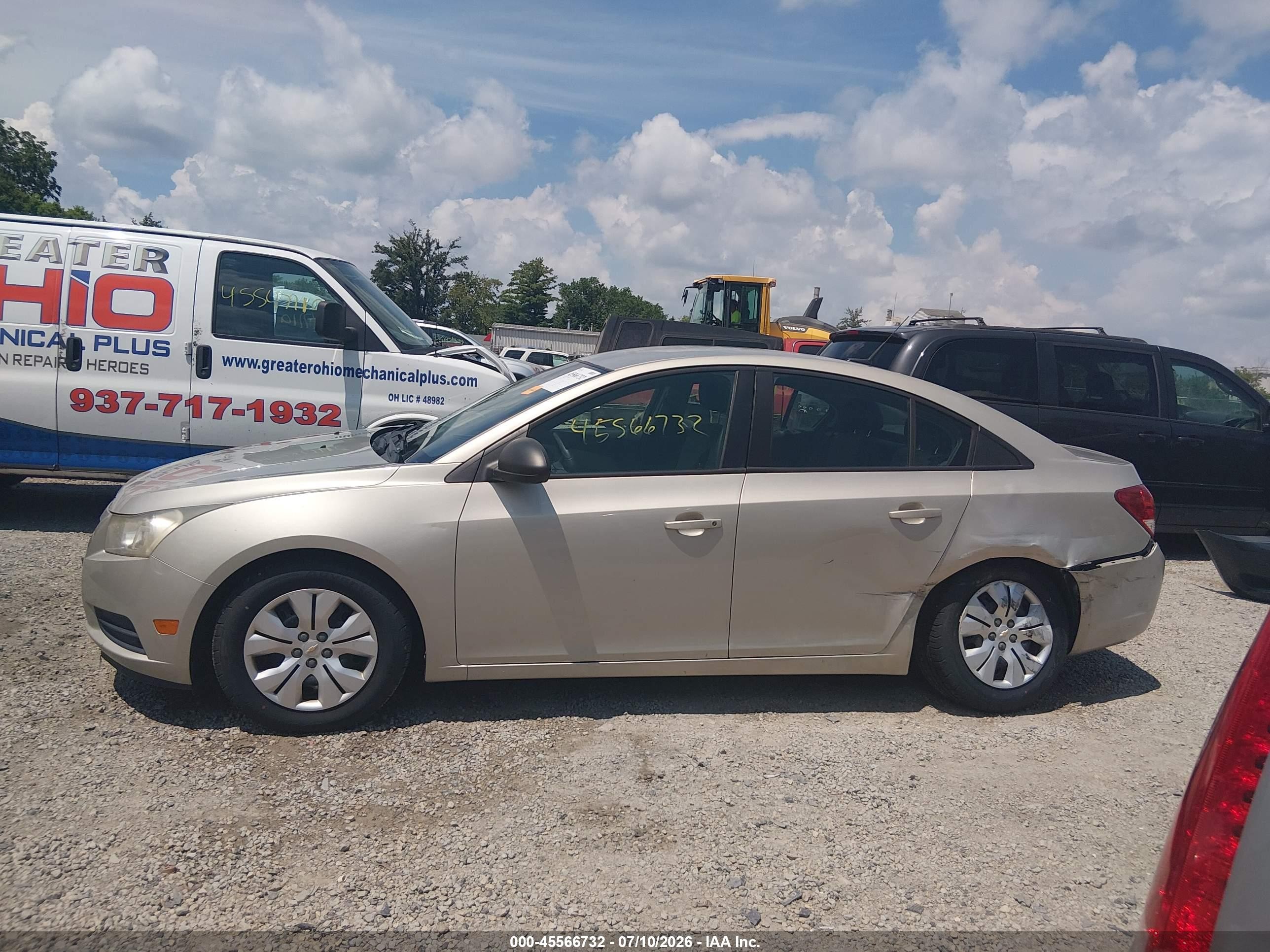 2013 Chevrolet Cruze Ls Auto Champagne vin: 1G1PA5SG8D7254628