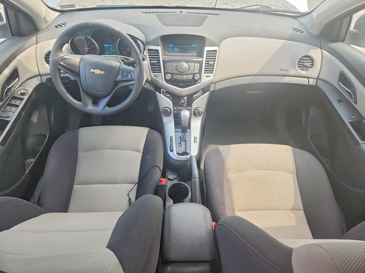 2015 Chevrolet Cruze Ls Silver vin: 1G1PA5SG8F7102903