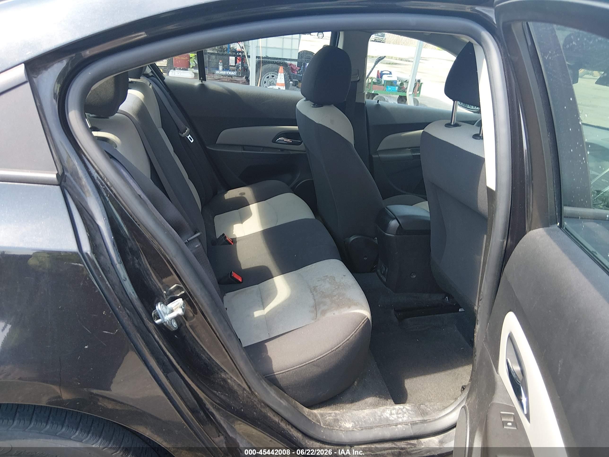 2015 Chevrolet Cruze Ls Auto Black vin: 1G1PA5SG8F7300896