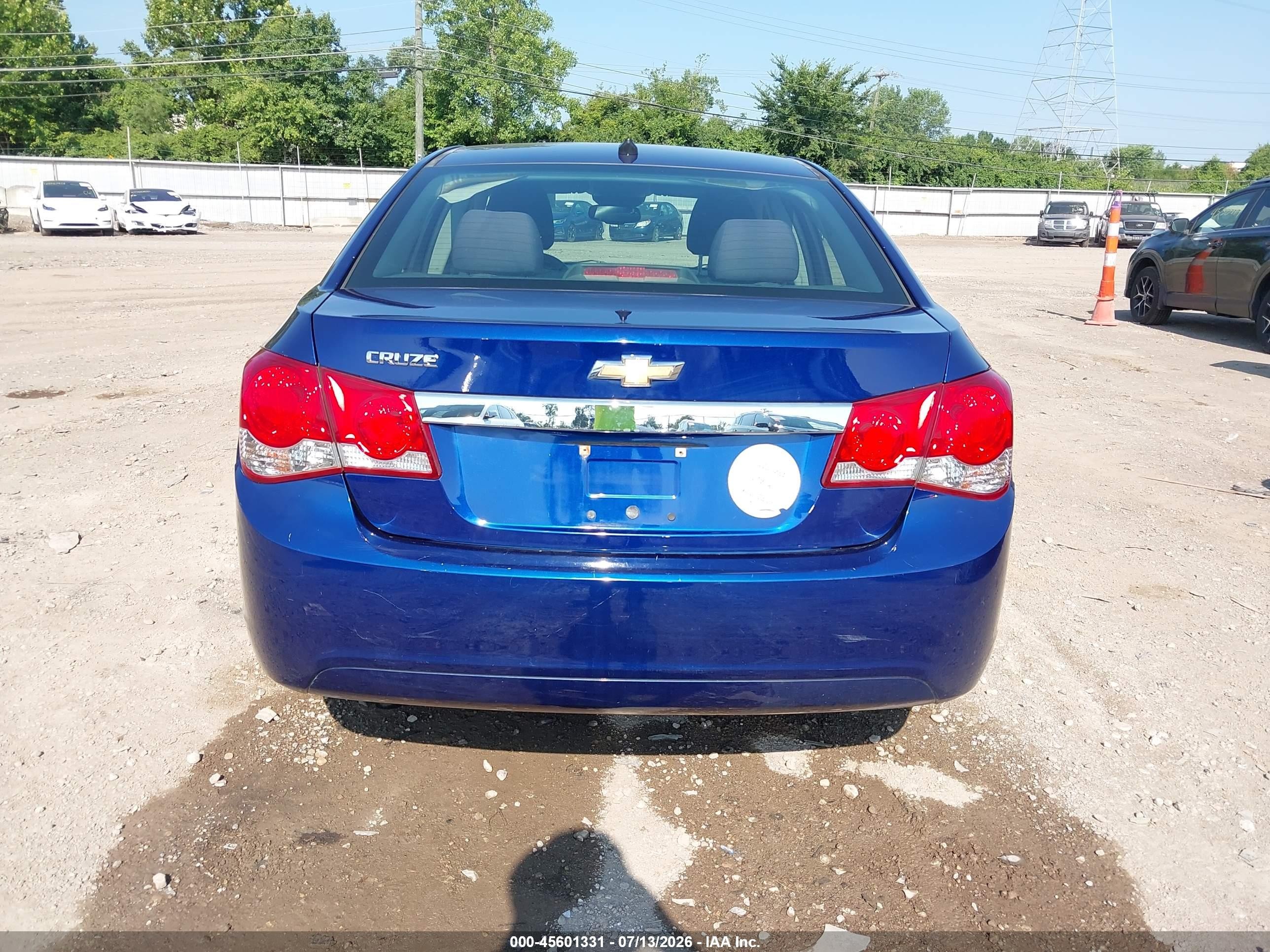2013 Chevrolet Cruze Ls Auto Blue vin: 1G1PA5SH0D7157092