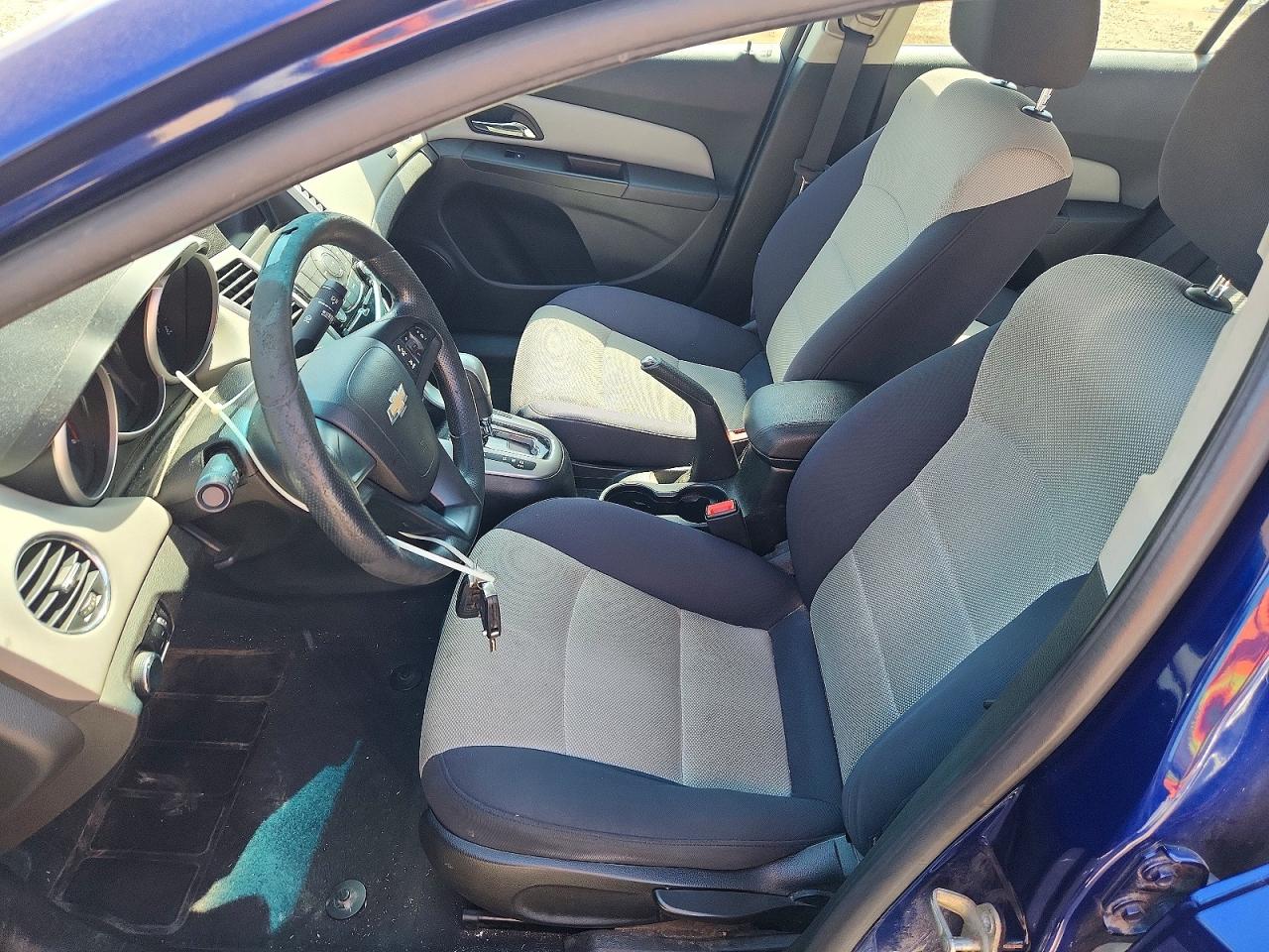 2013 Chevrolet Cruze Ls Blue vin: 1G1PA5SH0D7235046