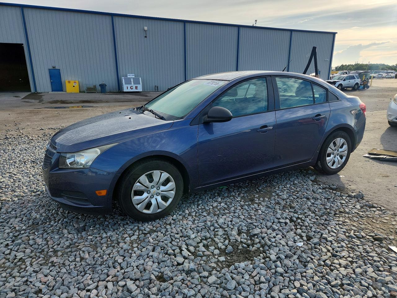 2013 Chevrolet Cruze Ls Синий vin: 1G1PA5SH0D7310926