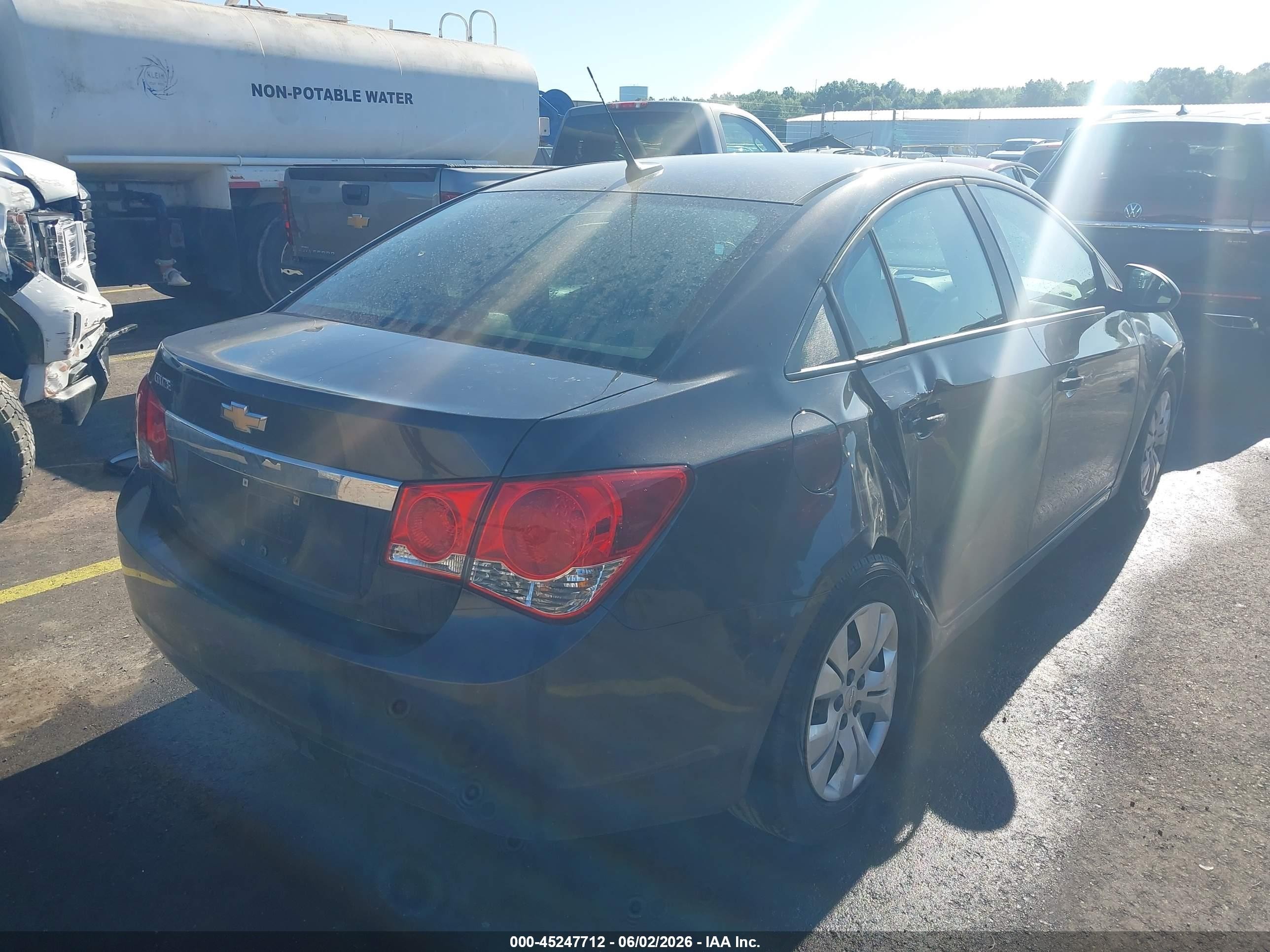 2014 Chevrolet Cruze Ls Auto Серый vin: 1G1PA5SH0E7111019