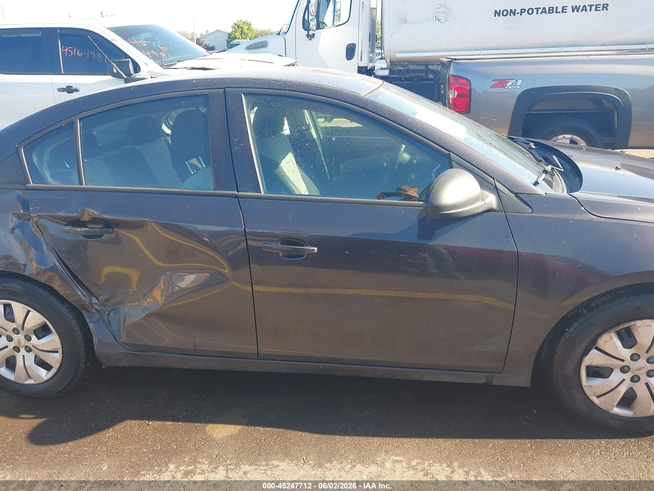 2014 Chevrolet Cruze Ls Auto Серый vin: 1G1PA5SH0E7111019